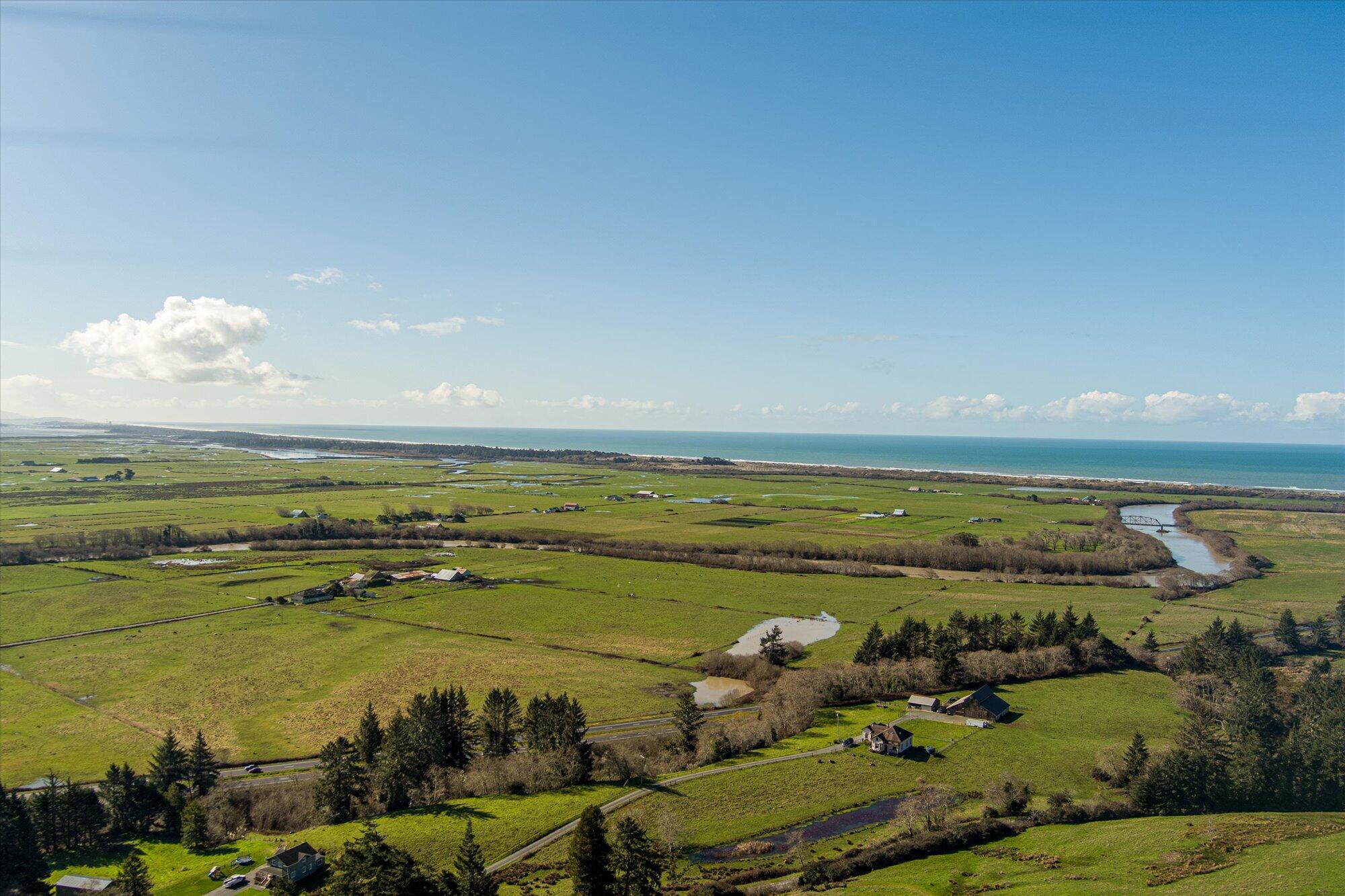 1665 Kristin Way, McKinleyville