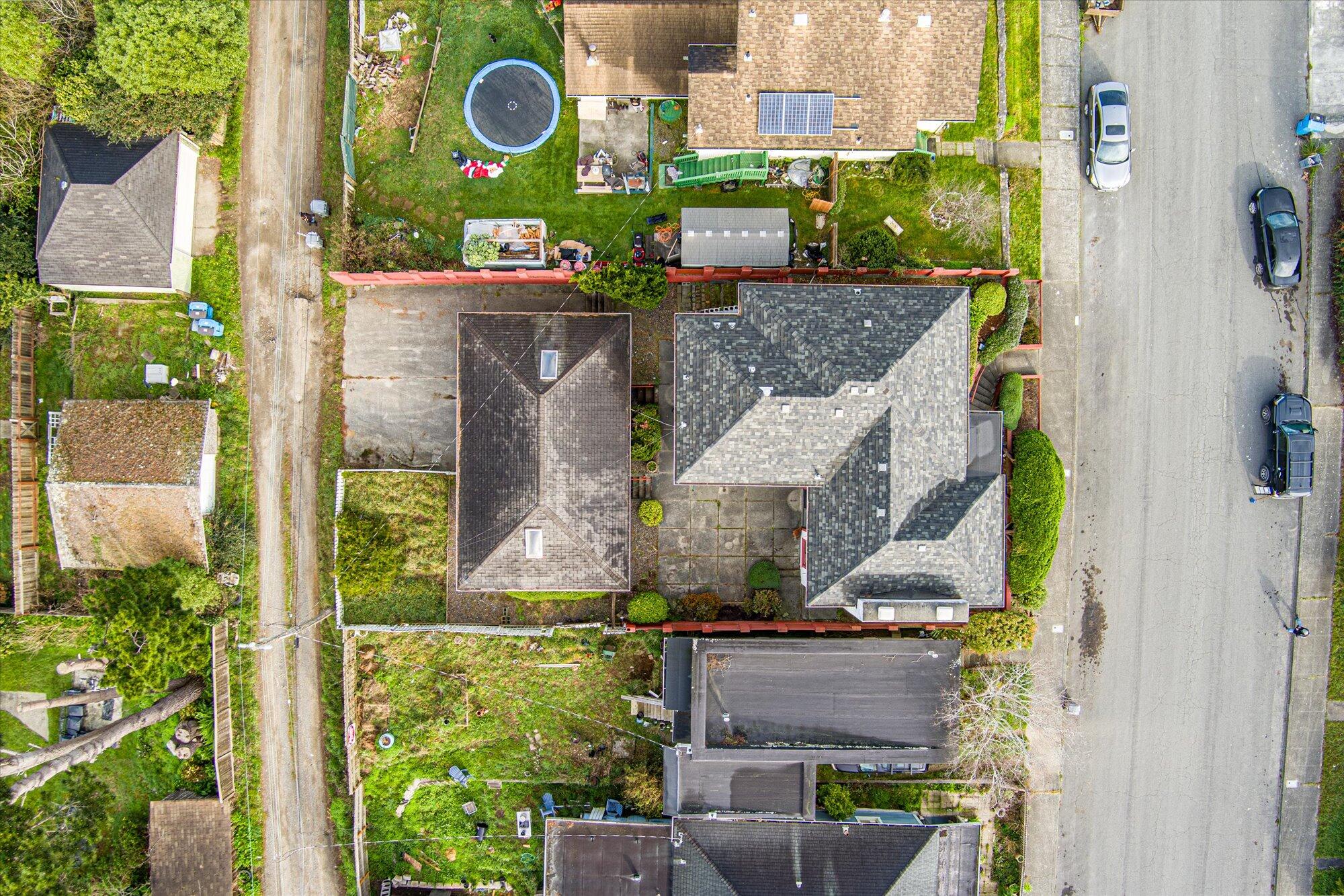 3522 Dakota Street