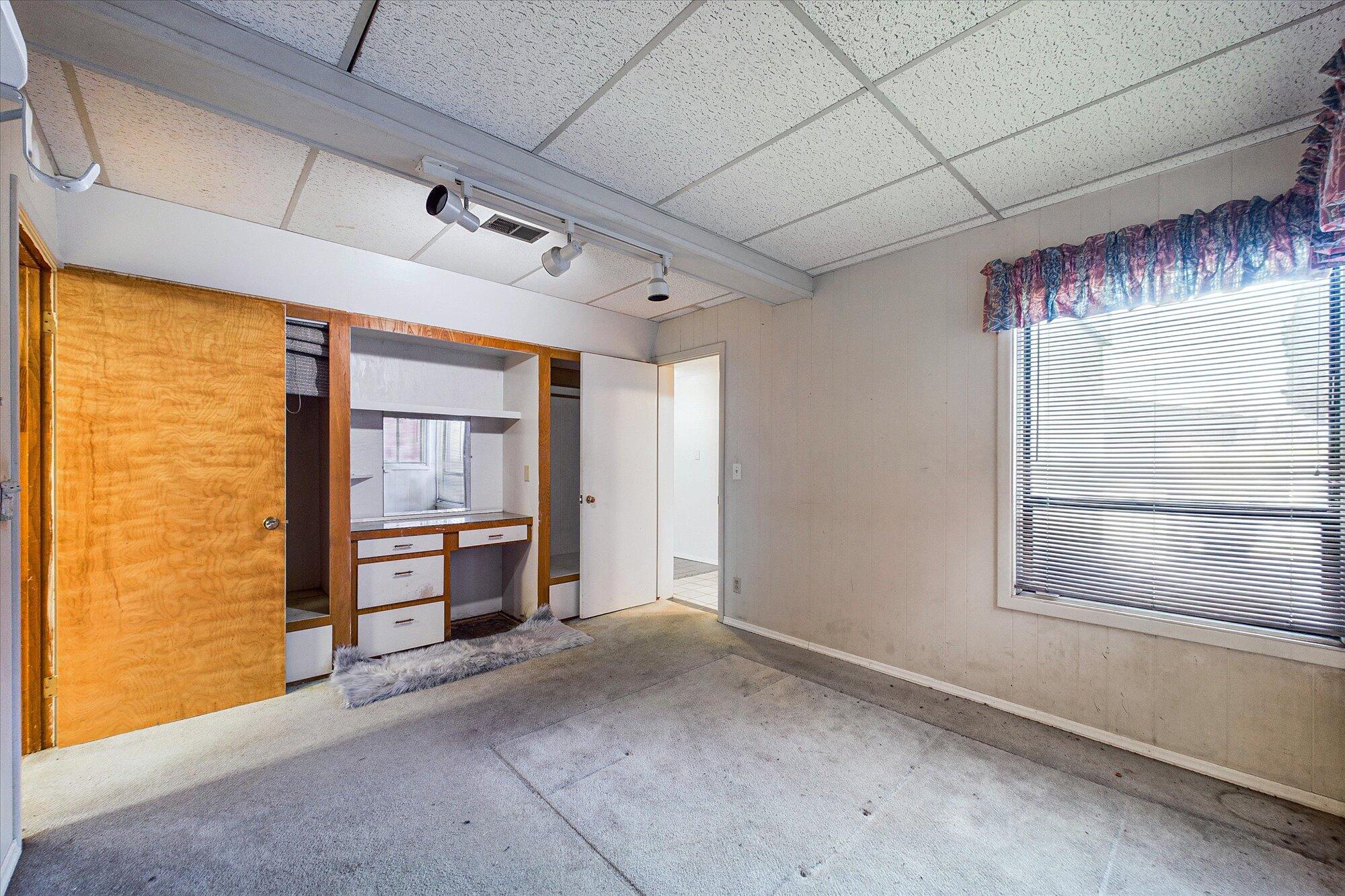 3522 Dakota Street