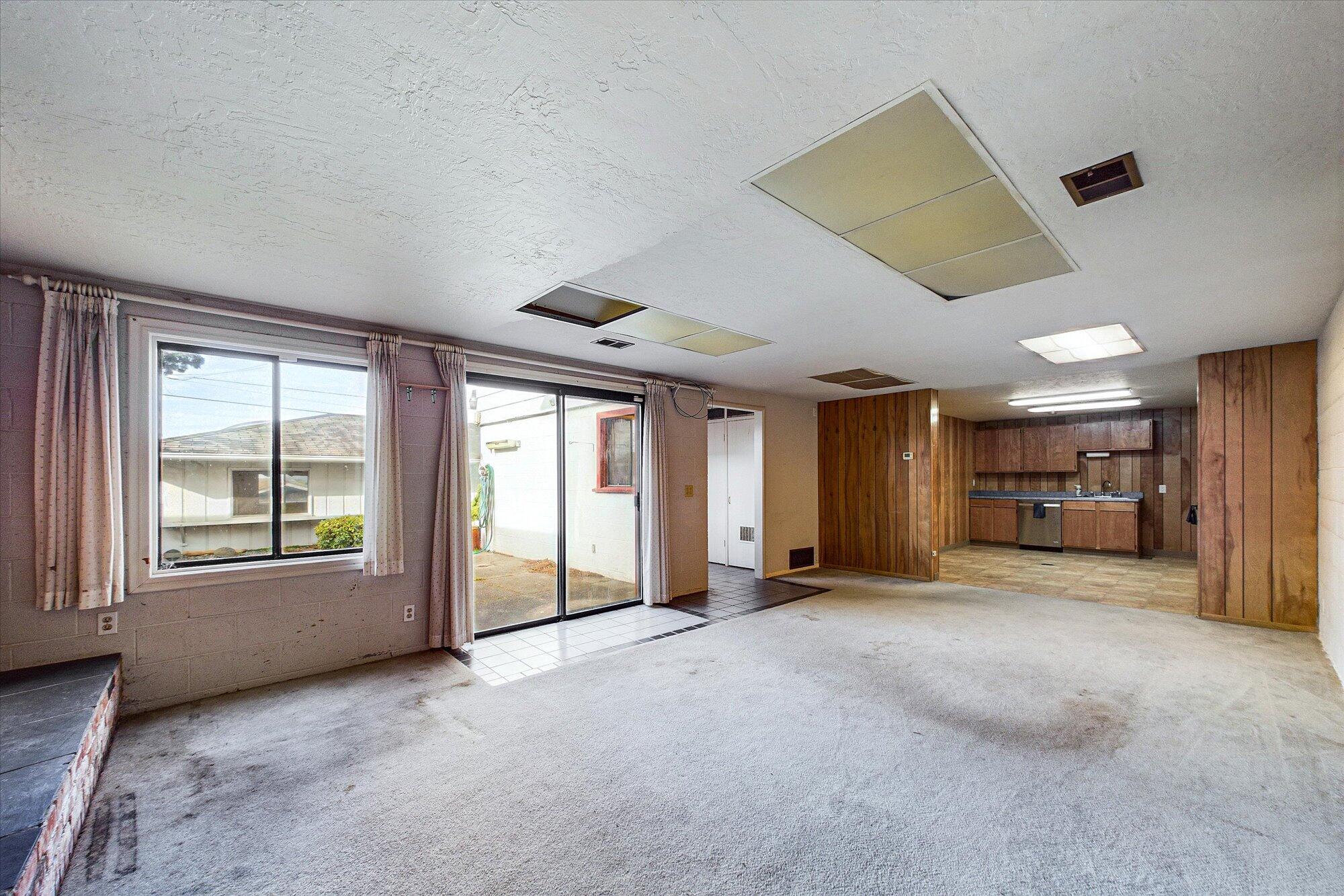 3522 Dakota Street