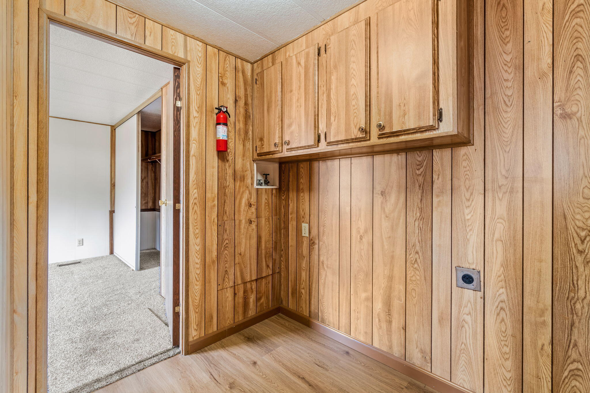 701 Centerville Road 8