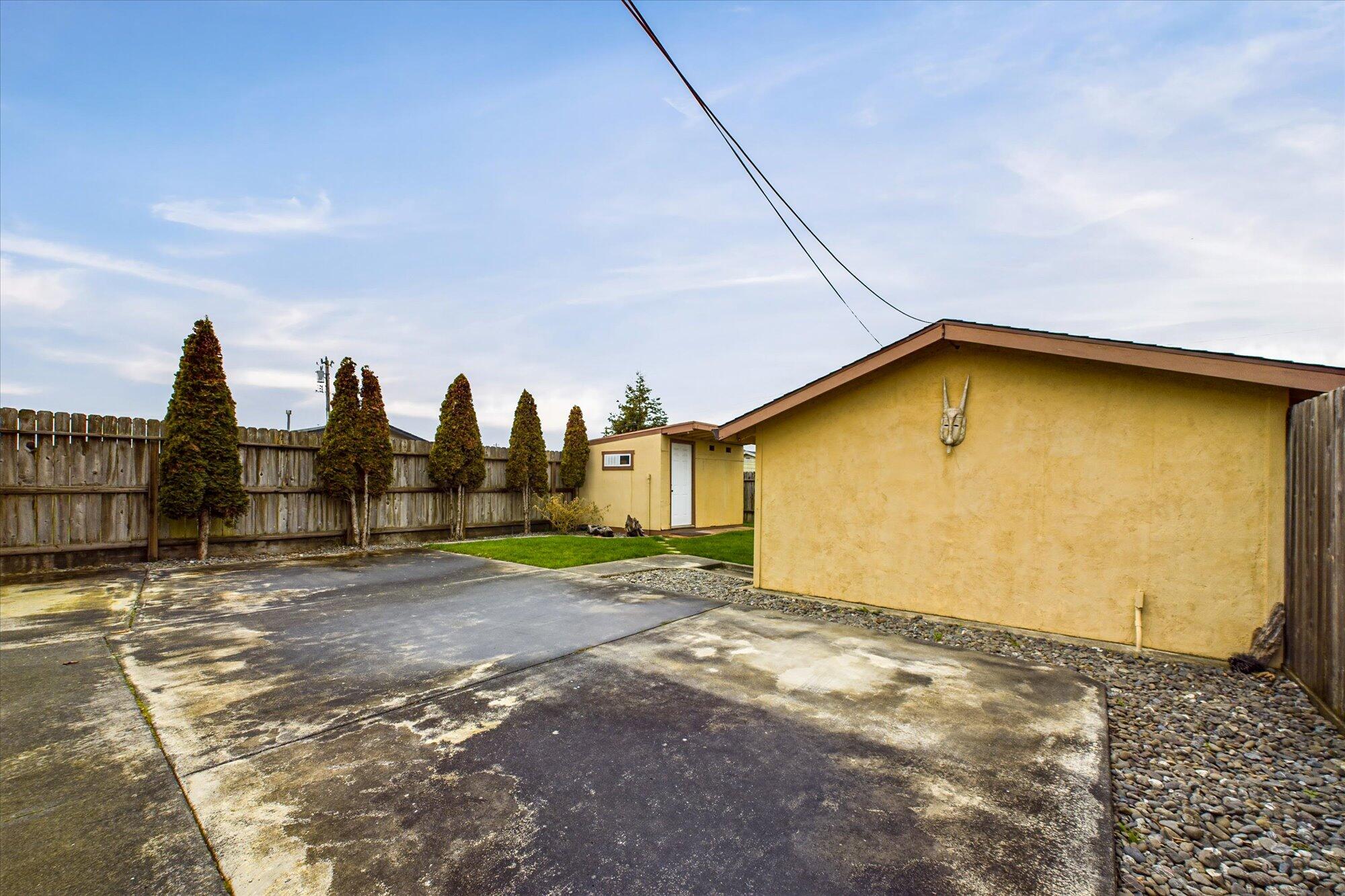 230 W 14th Street