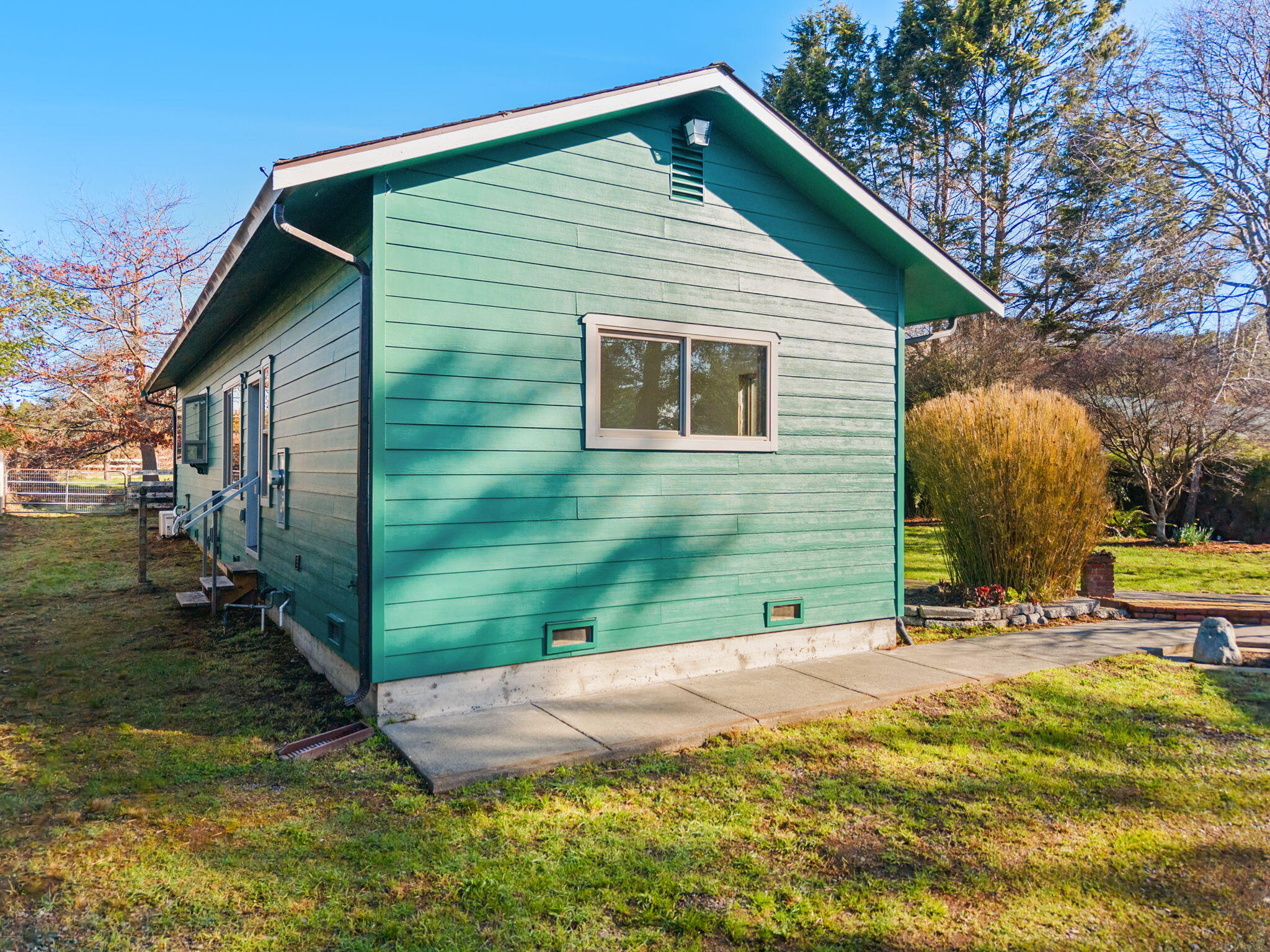 61 Kingston Road