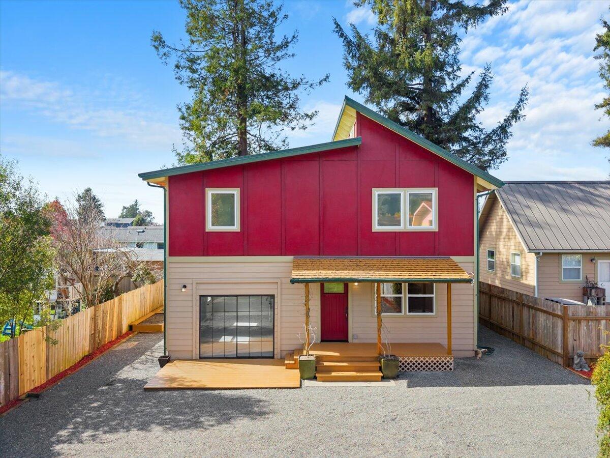 1946 S Gwin Road, McKinleyville