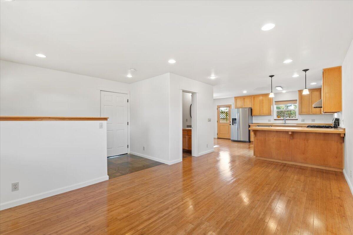 1946 S Gwin Road, McKinleyville