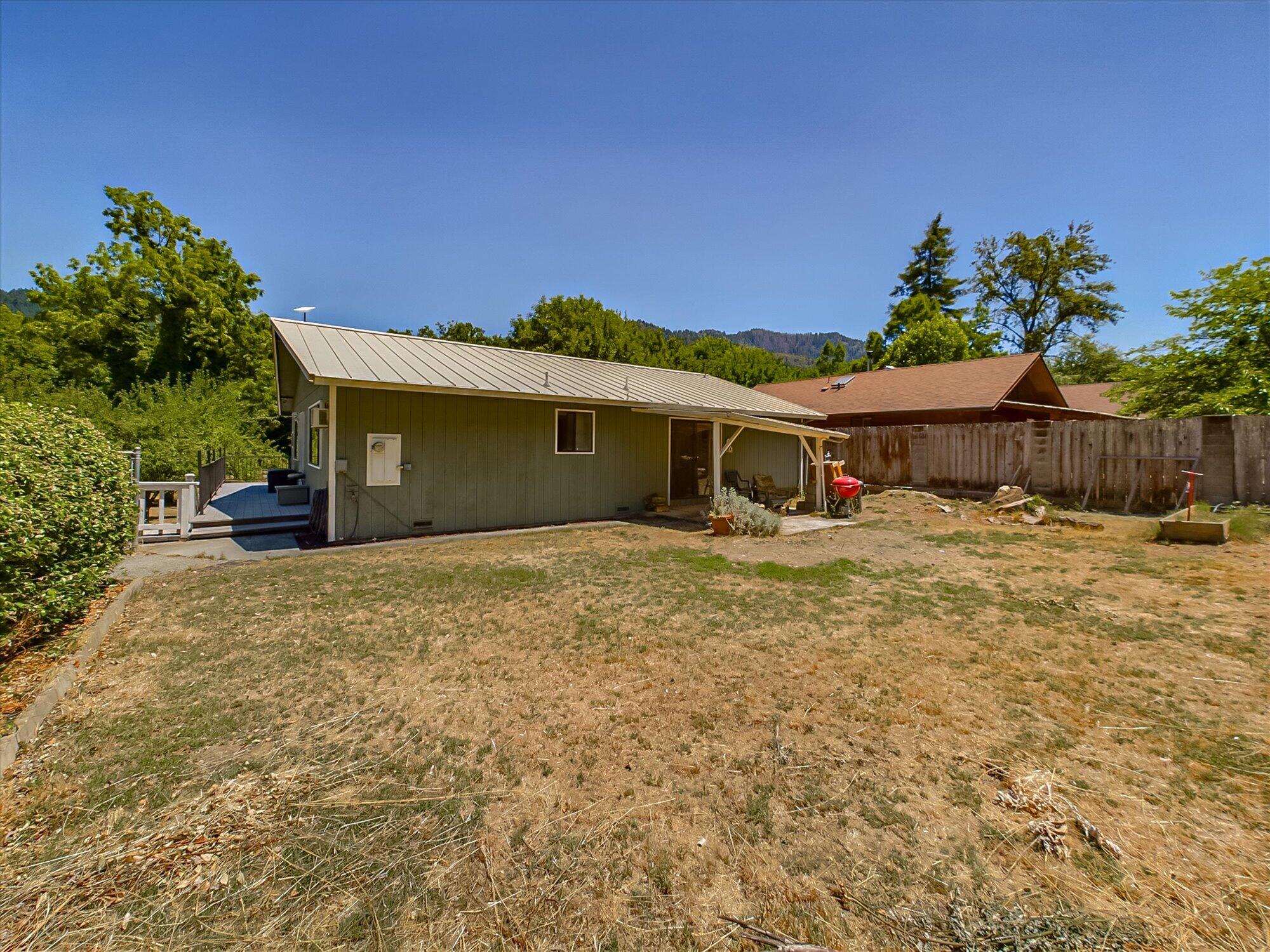 2710 Highway 96
