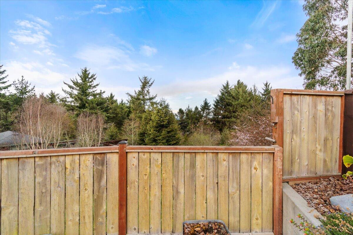 2225 Burns Drive