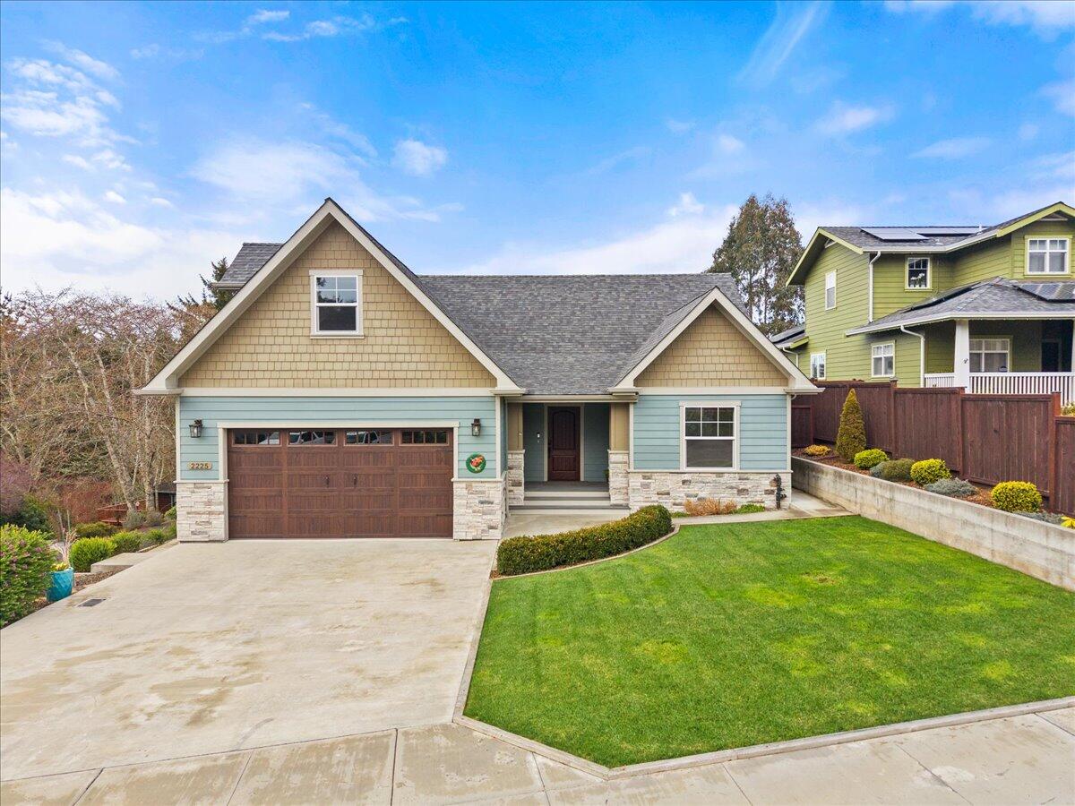 2225 Burns Drive
