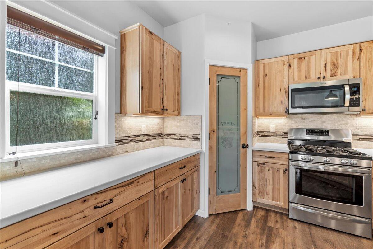2225 Burns Drive