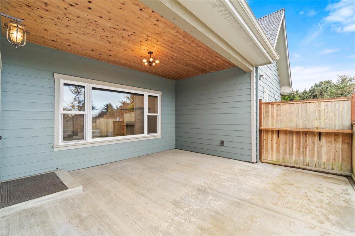 2225 Burns Drive