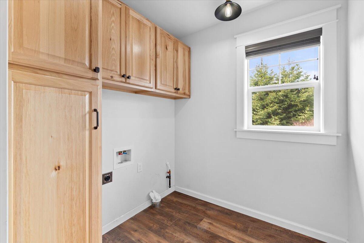 2225 Burns Drive