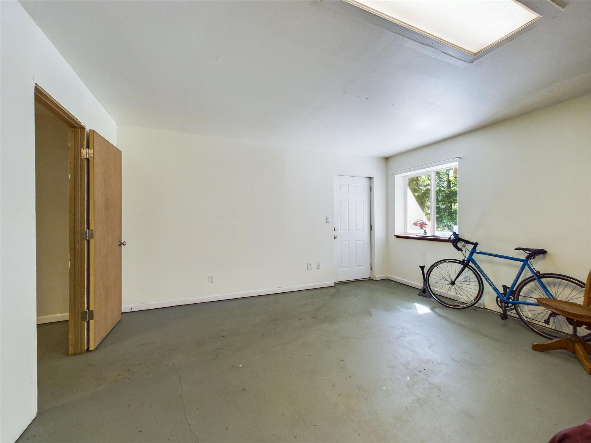 654 Forest View Drive