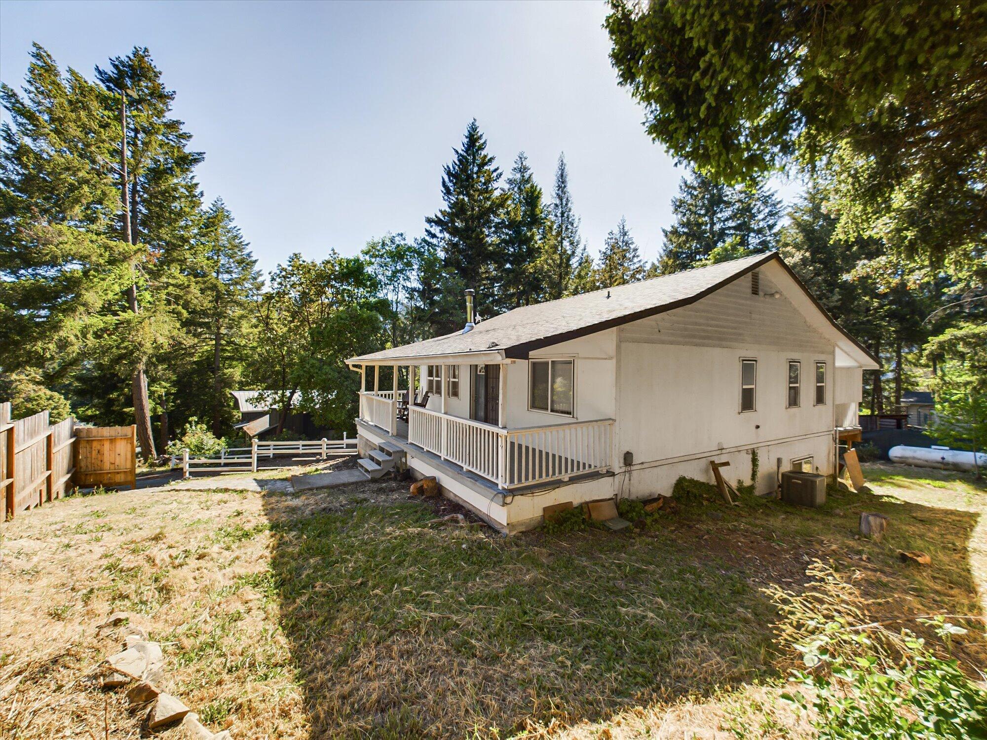 654 Forest View Drive