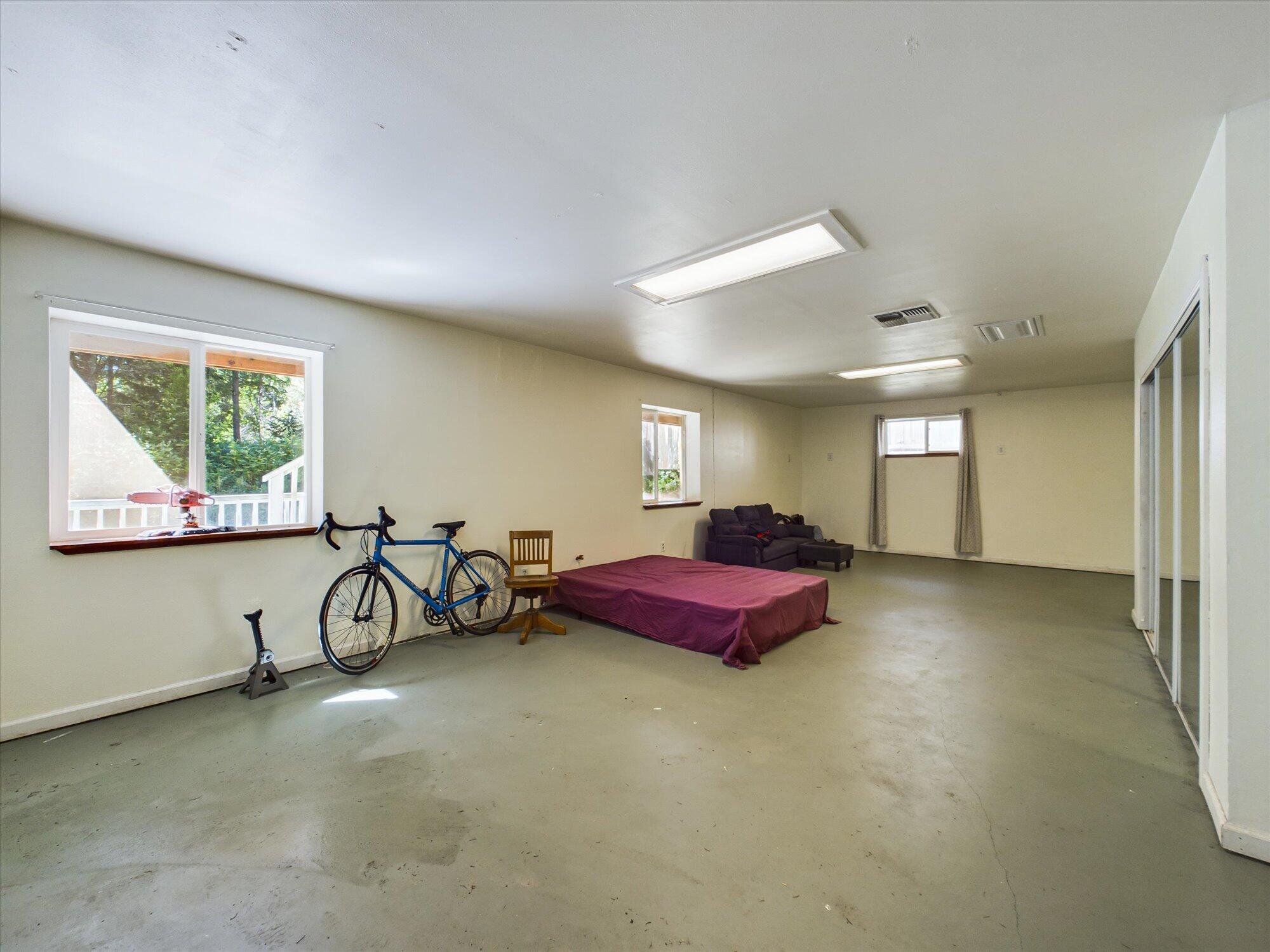 654 Forest View Drive
