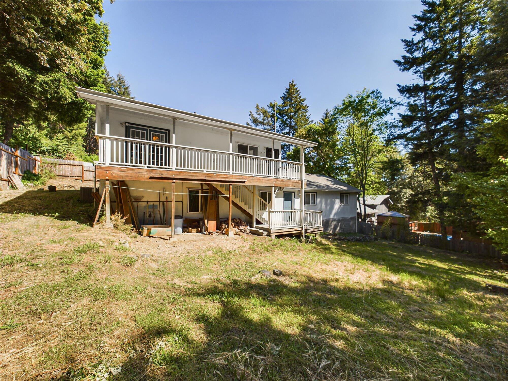 654 Forest View Drive