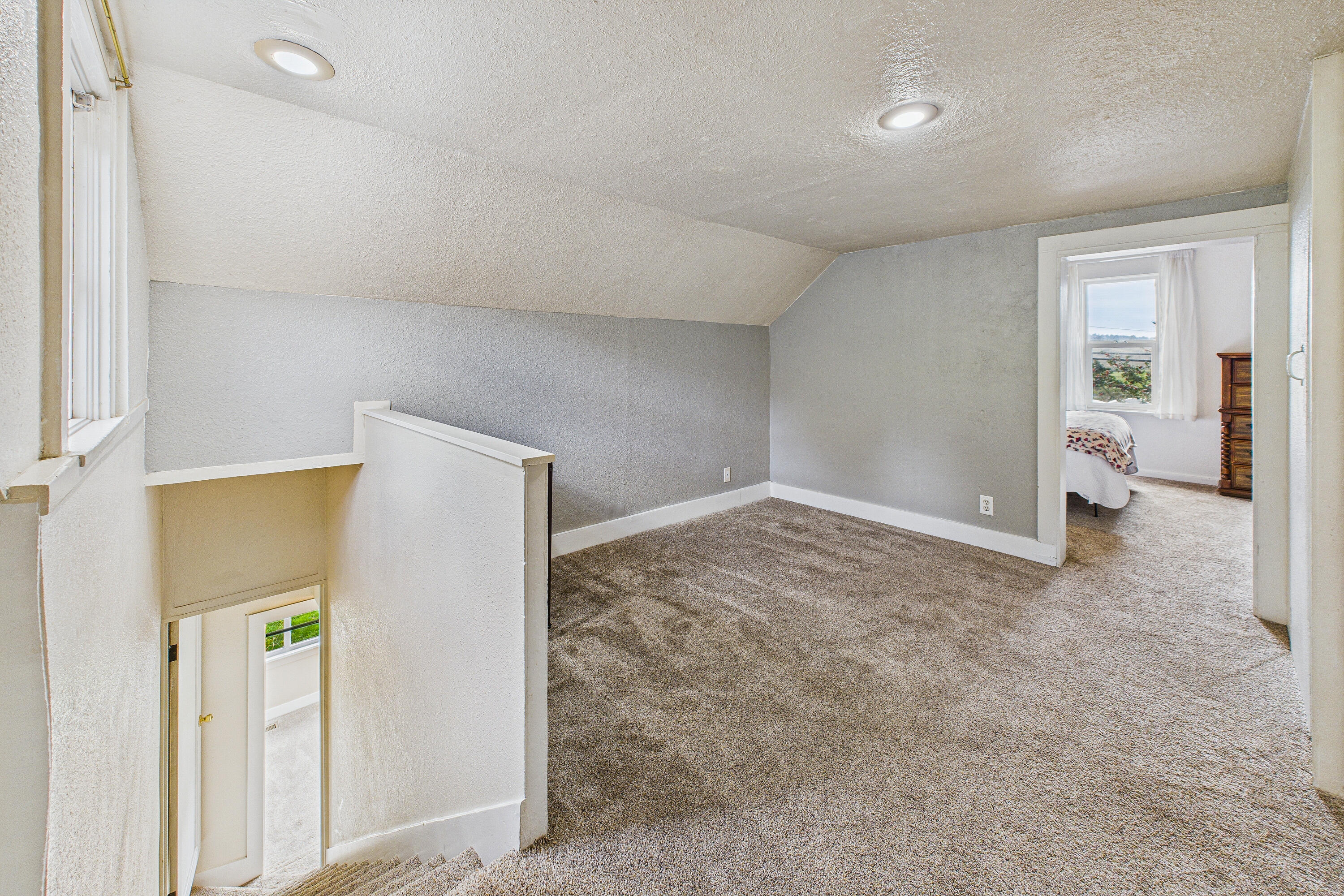 5863 Elk River Road