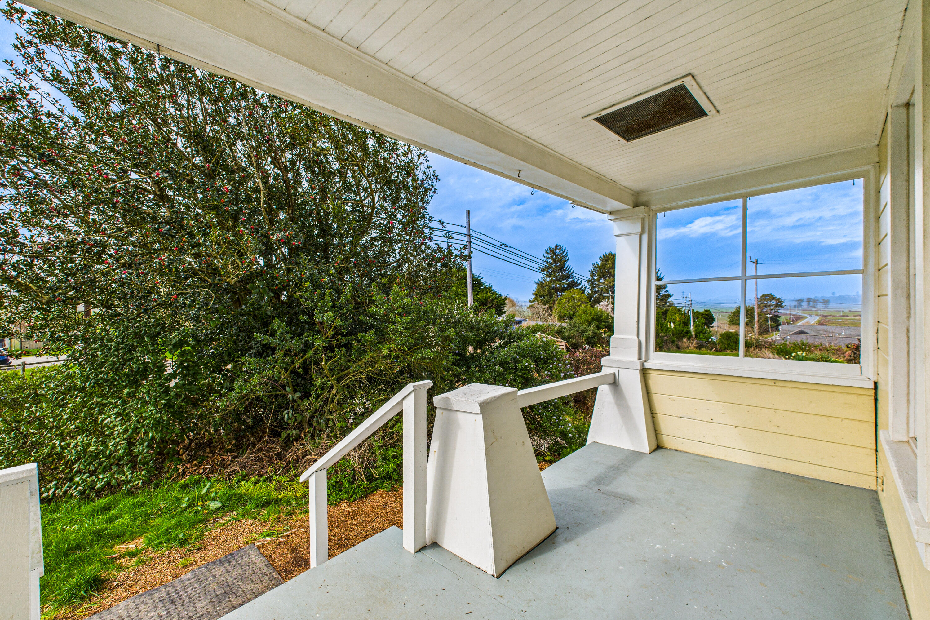 5863 Elk River Road