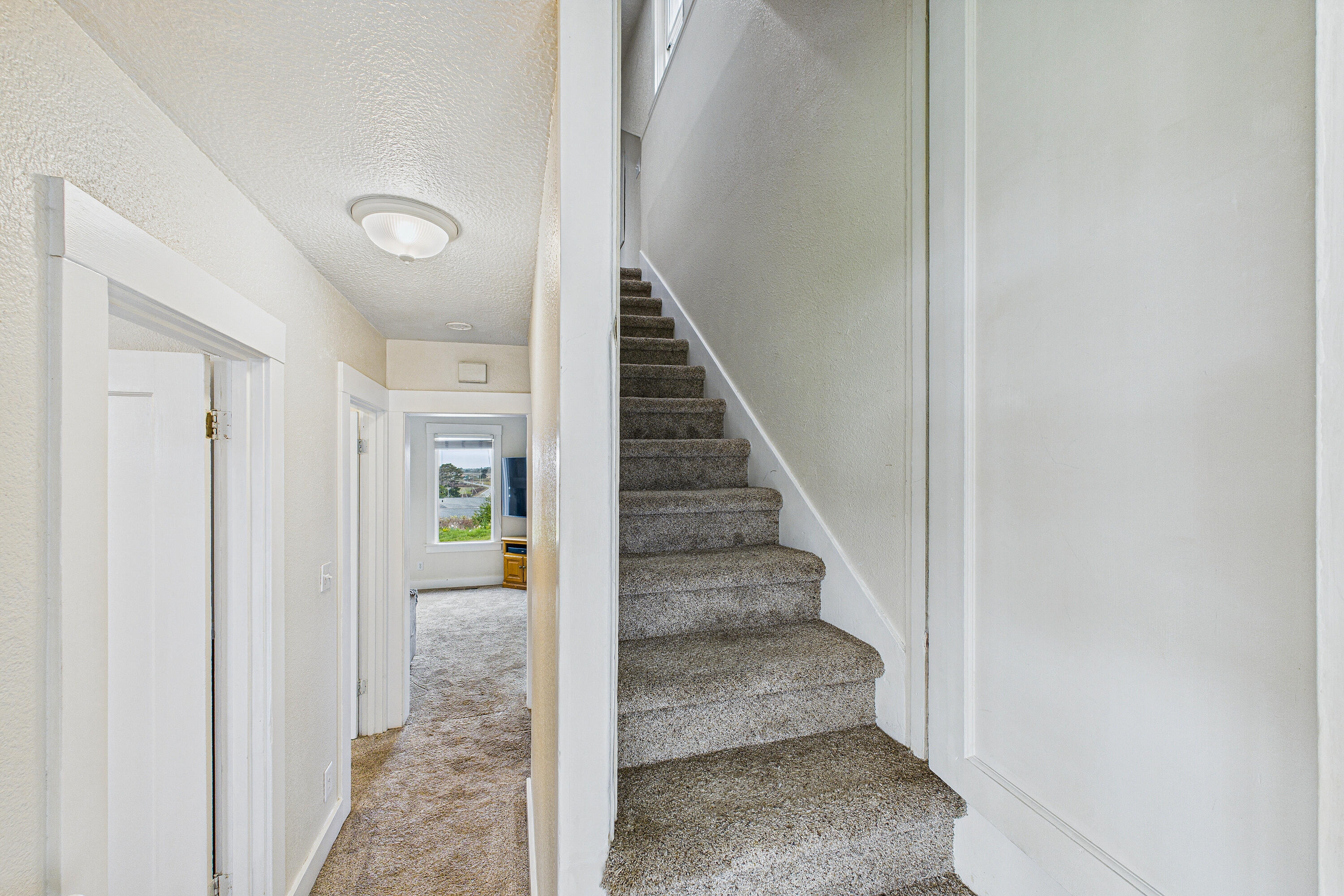 5863 Elk River Road