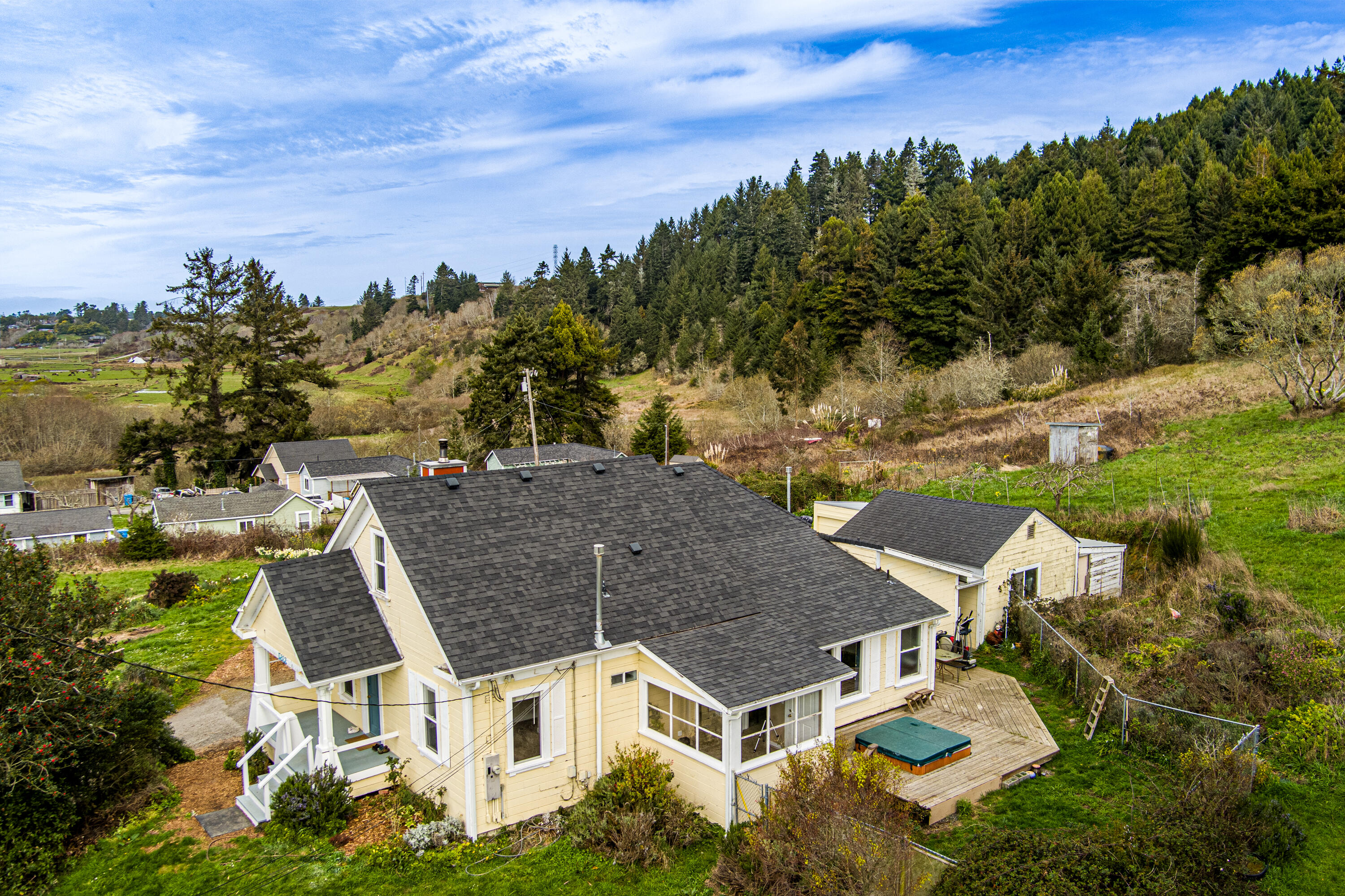 5863 Elk River Road