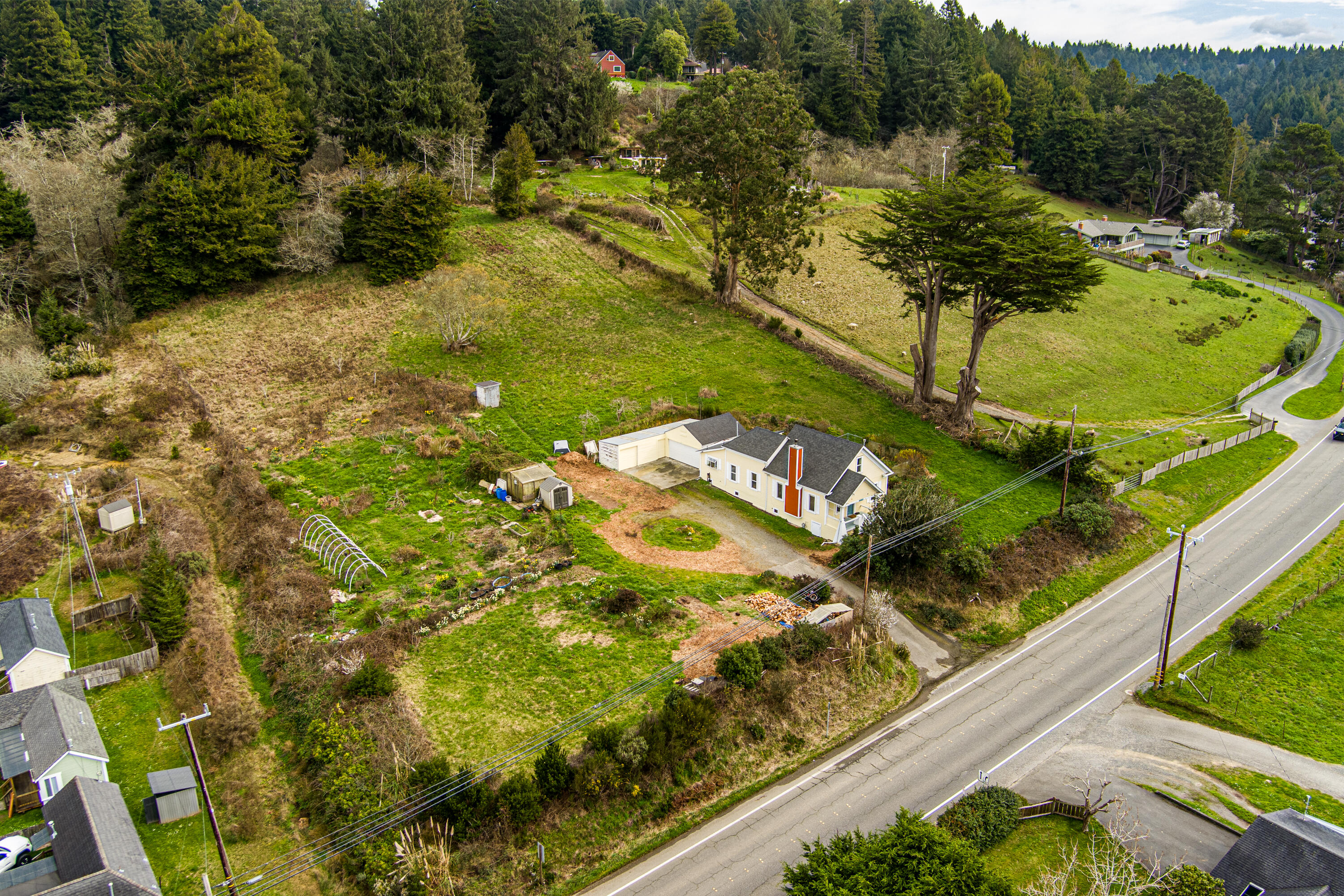5863 Elk River Road