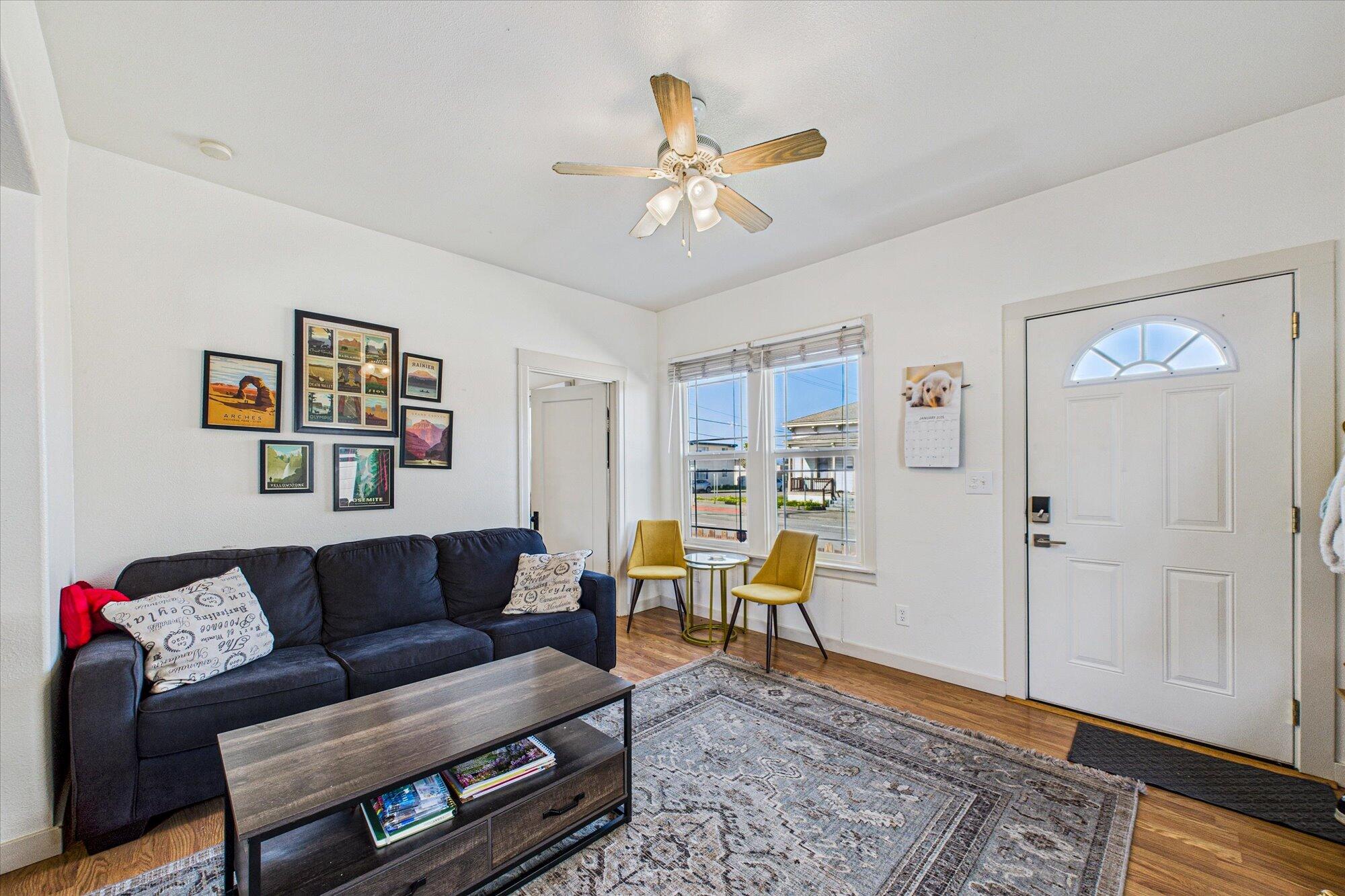 1418 6th Street