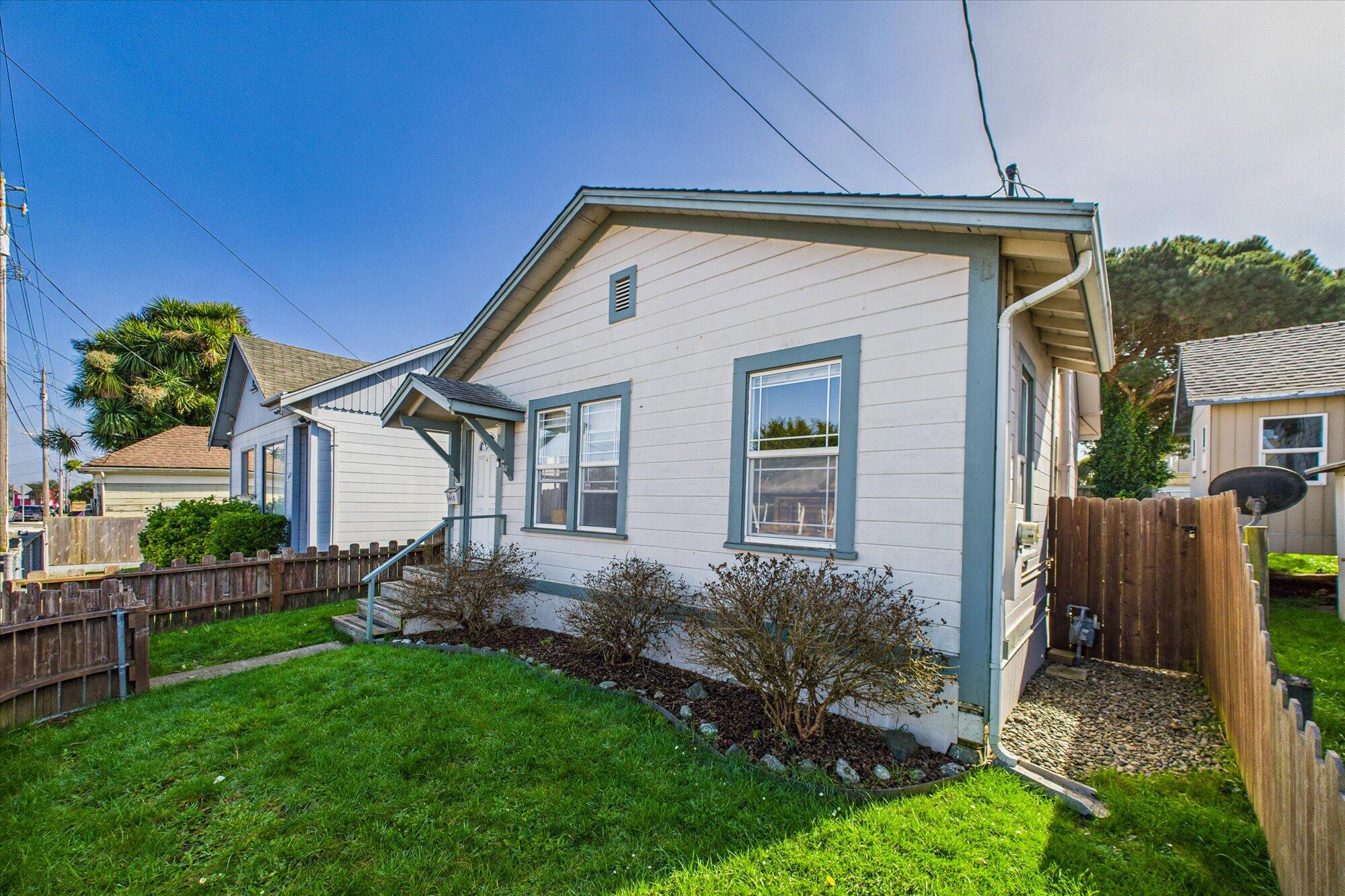 1418 6th Street