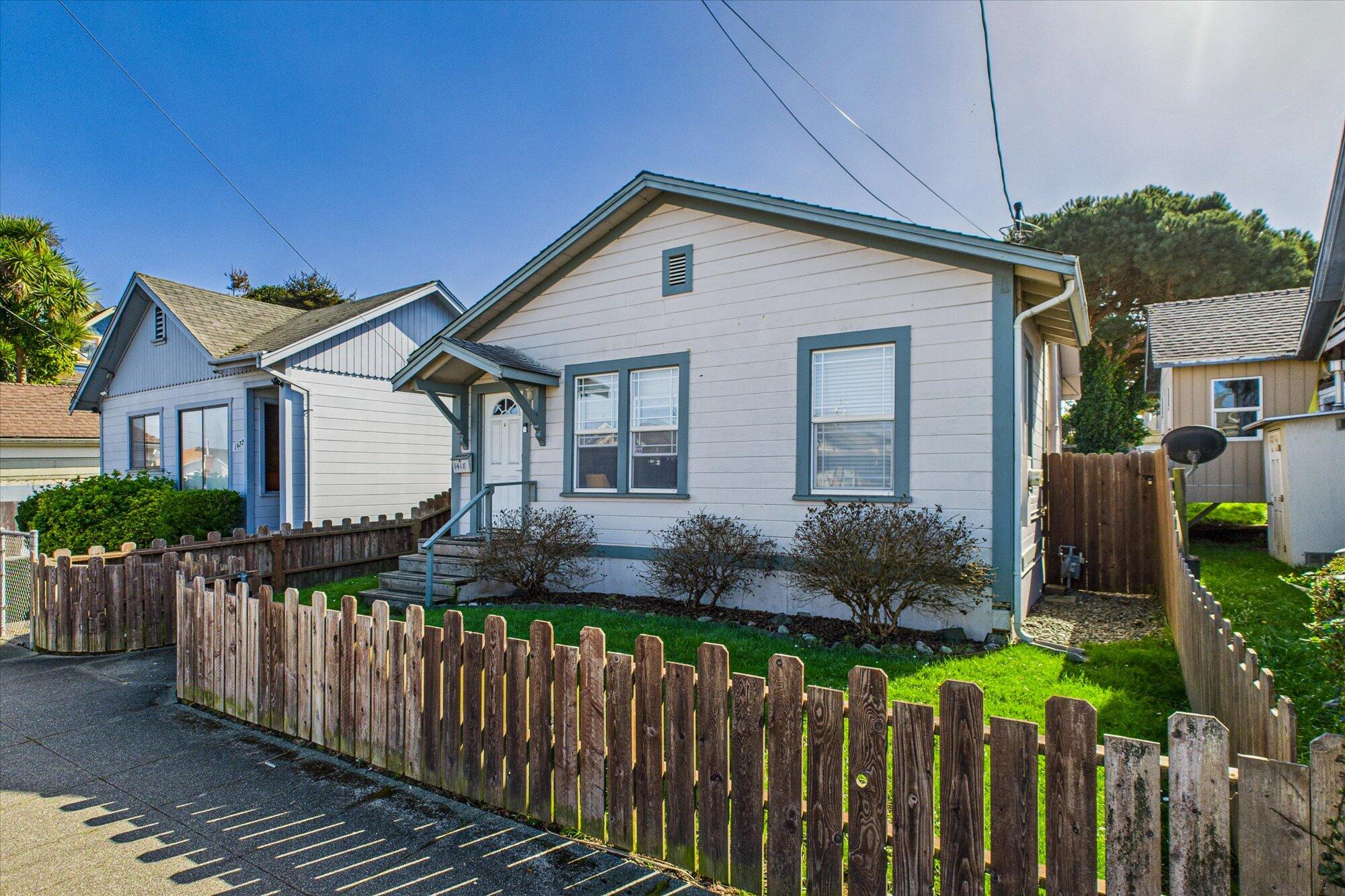 1418 6th Street