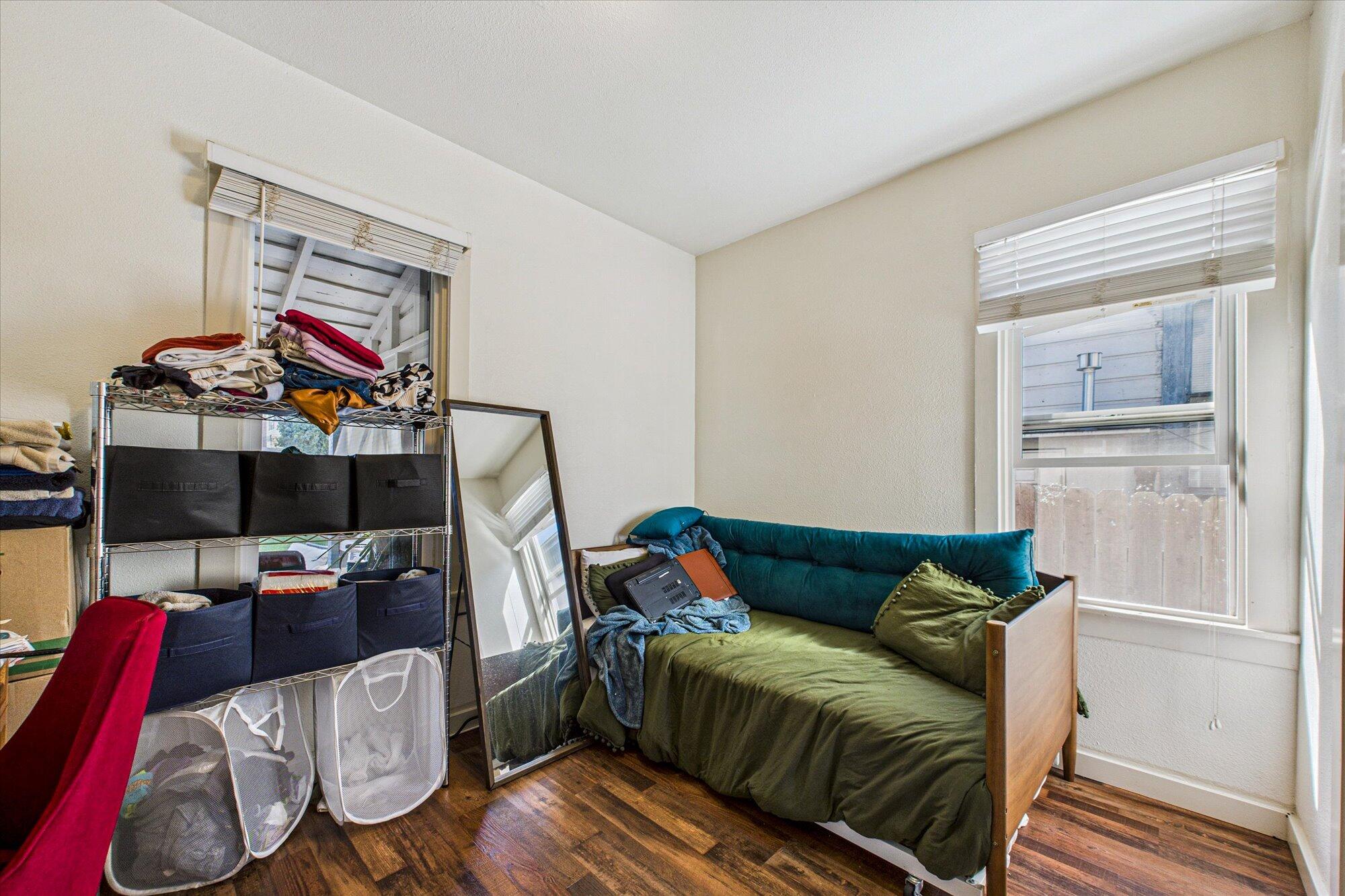1418 6th Street