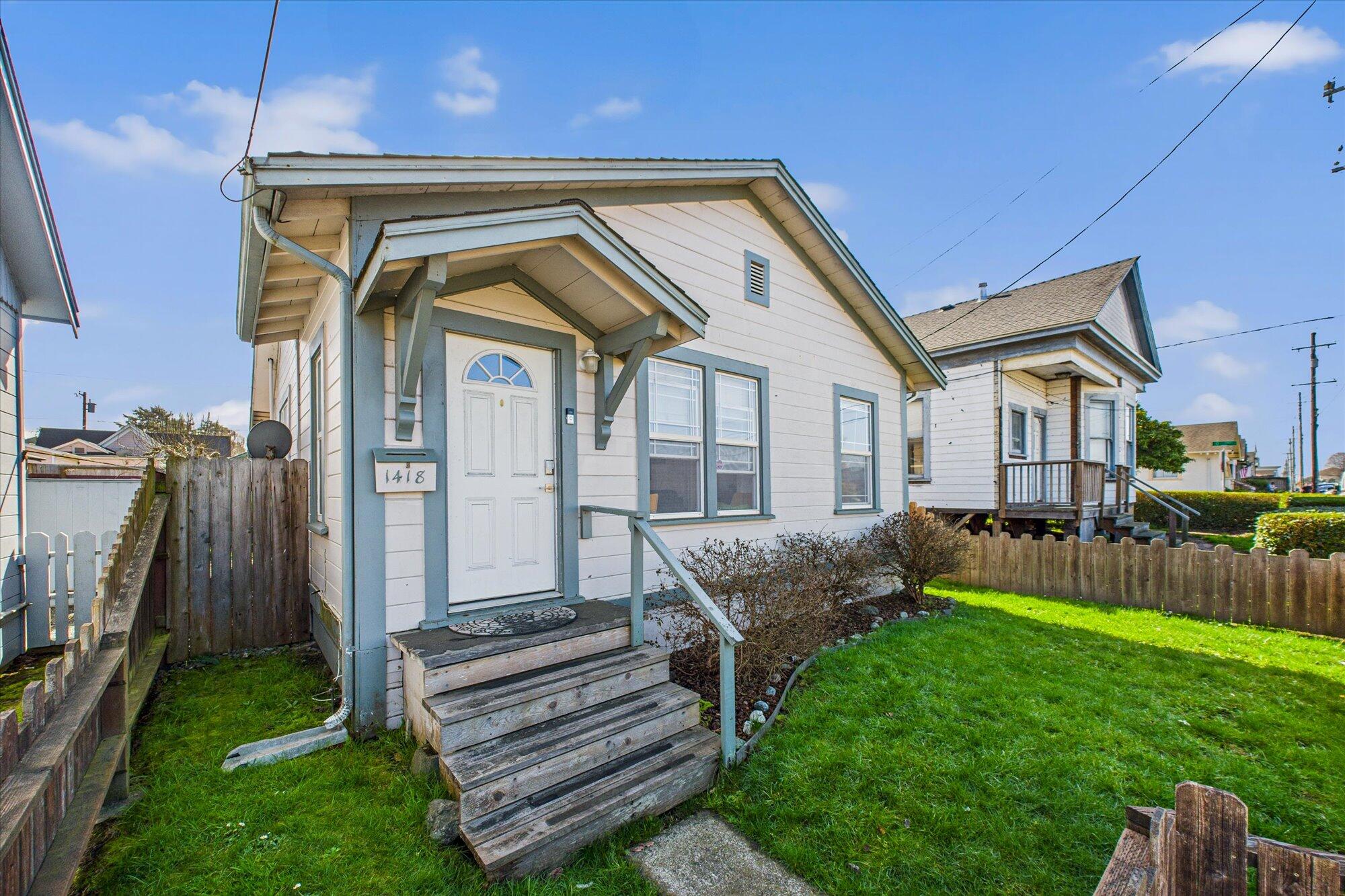 1418 6th Street