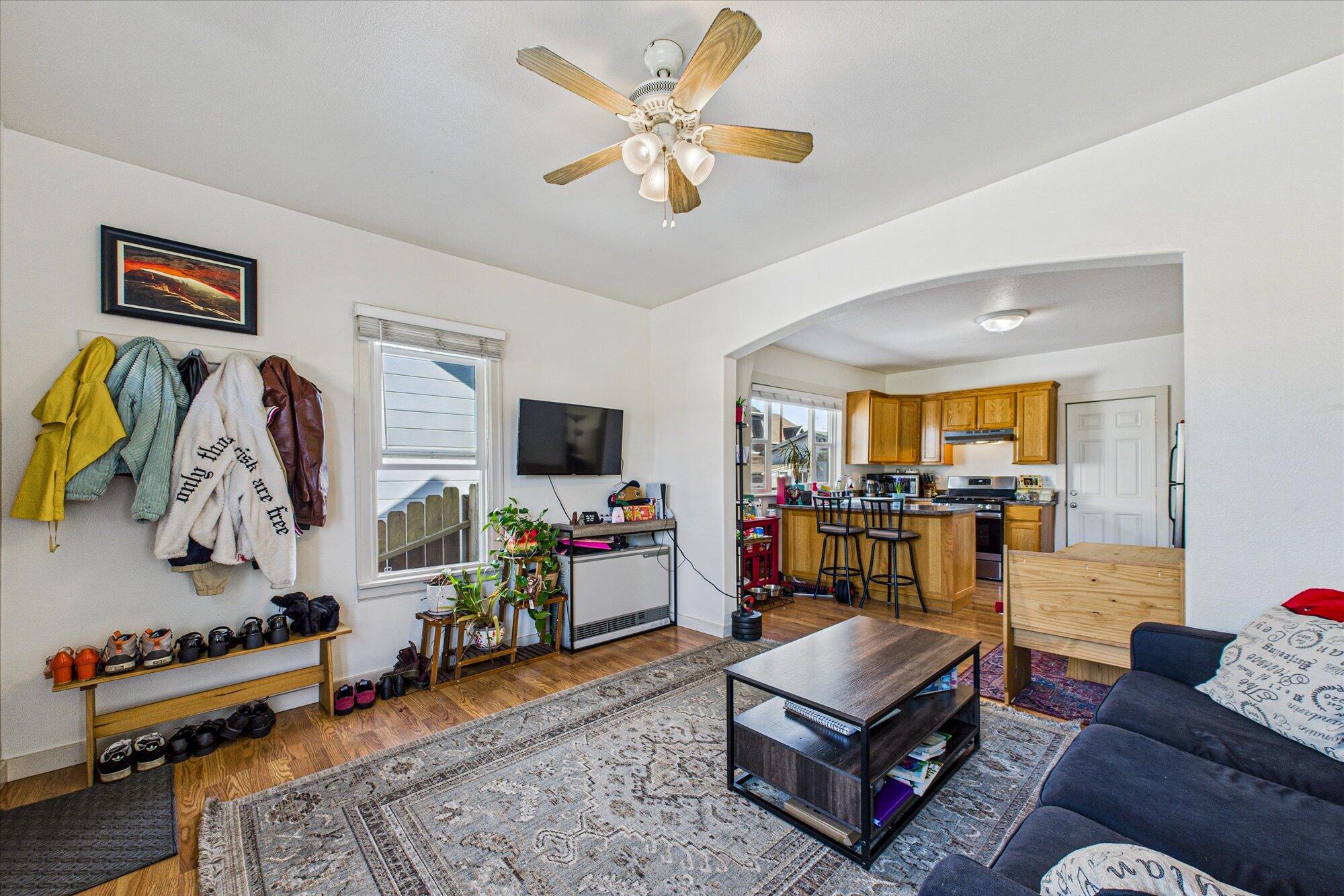 1418 6th Street