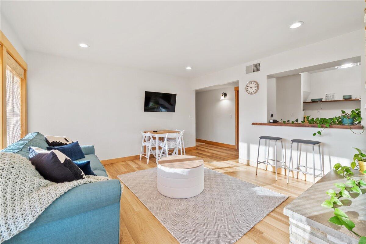 3402 Buttermilk Lane