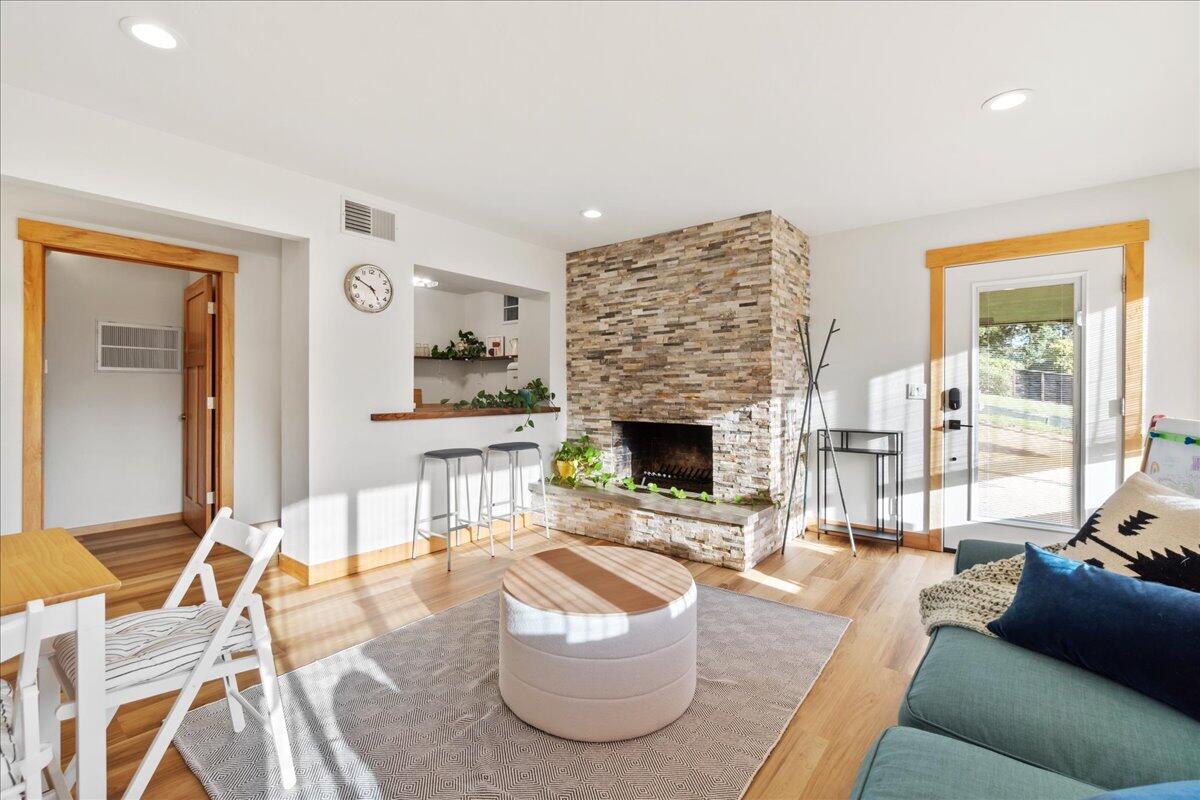 3402 Buttermilk Lane