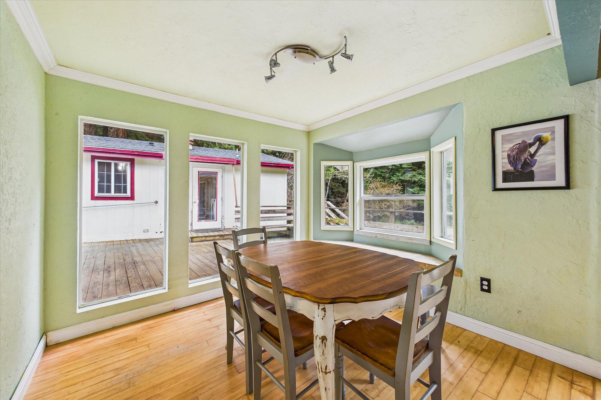 903 Cedar Avenue