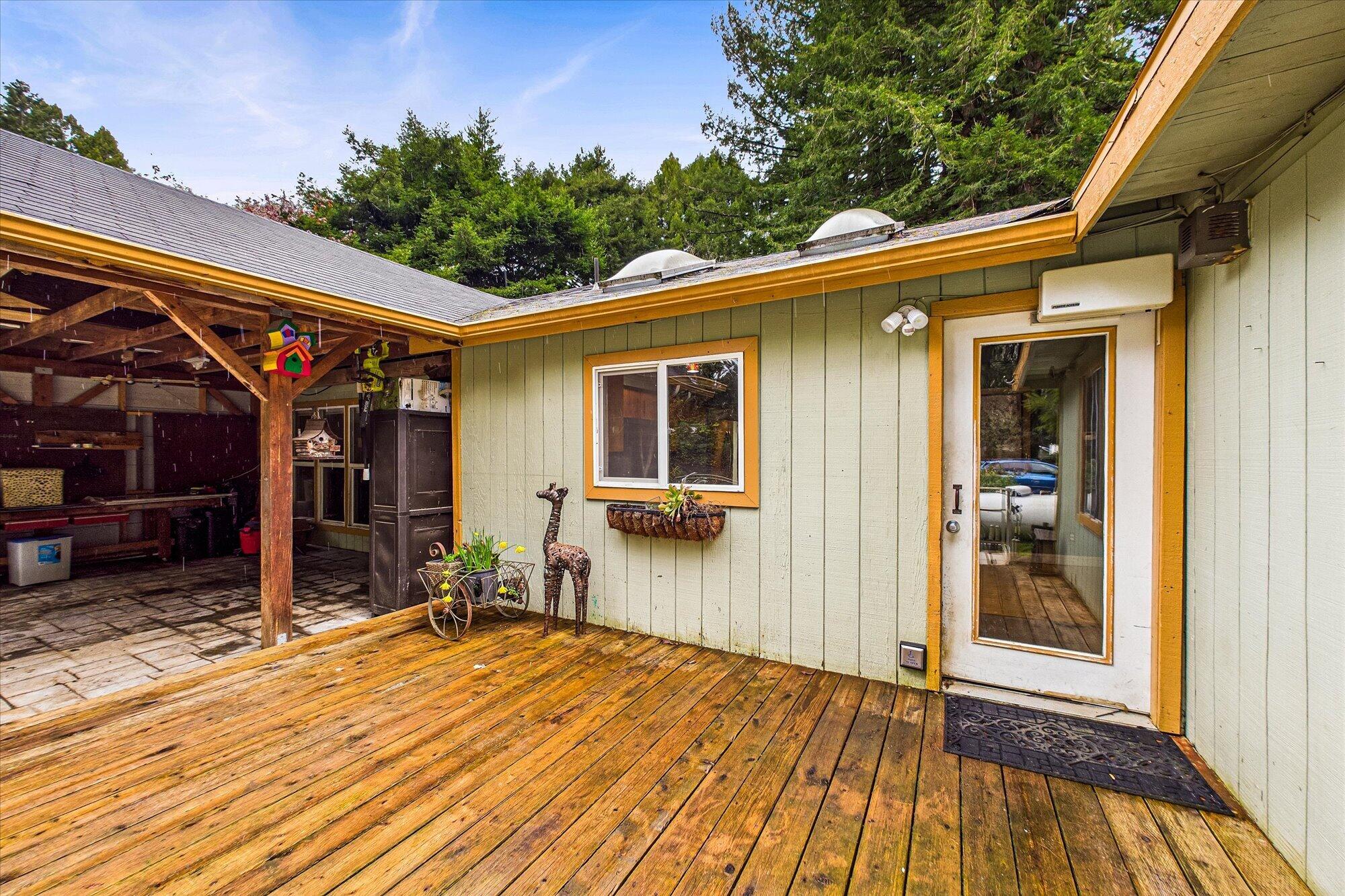 903 Cedar Avenue