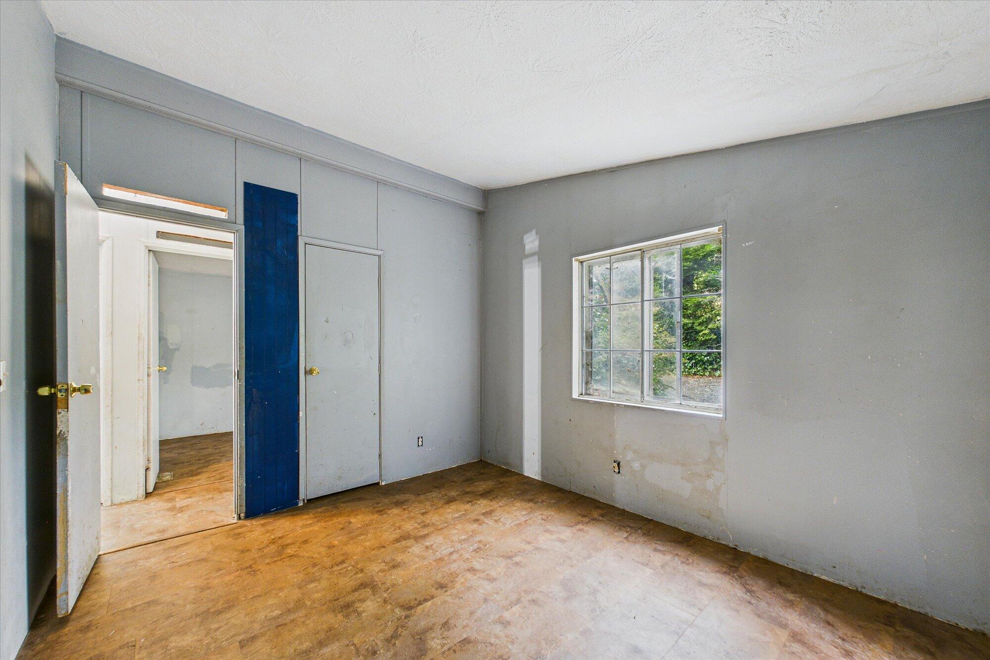 903 Cedar Avenue