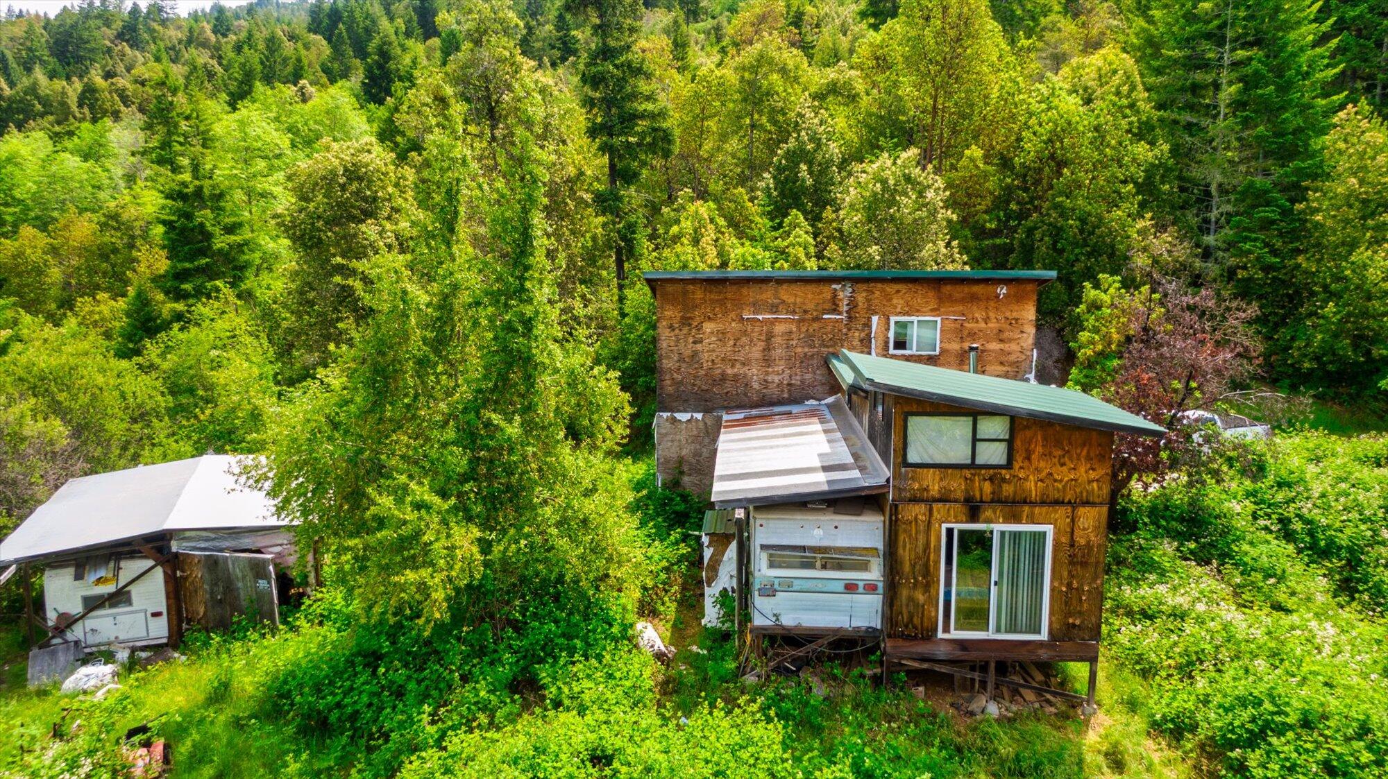 1245 Iron Gate Road