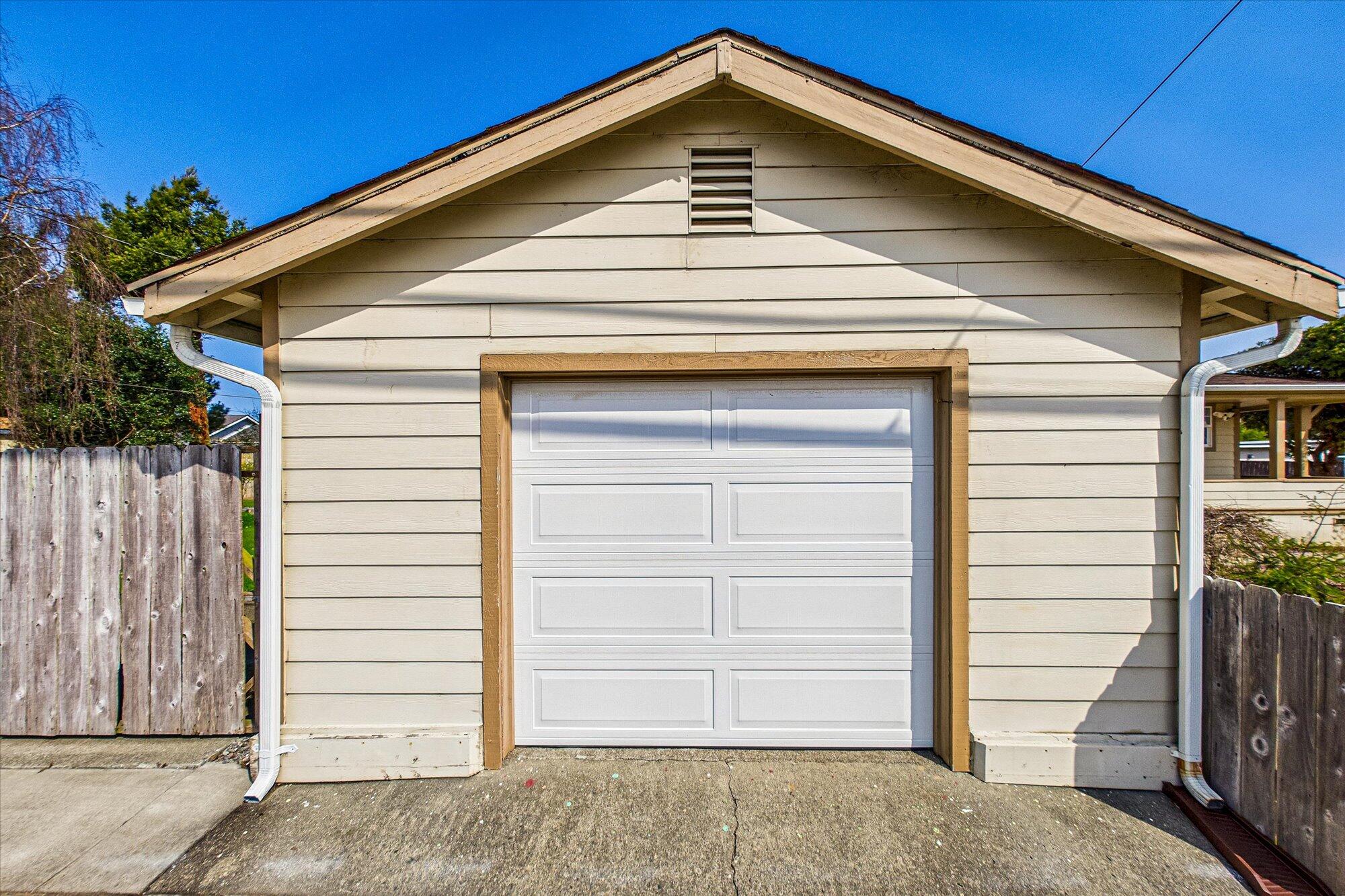 3888 G Street