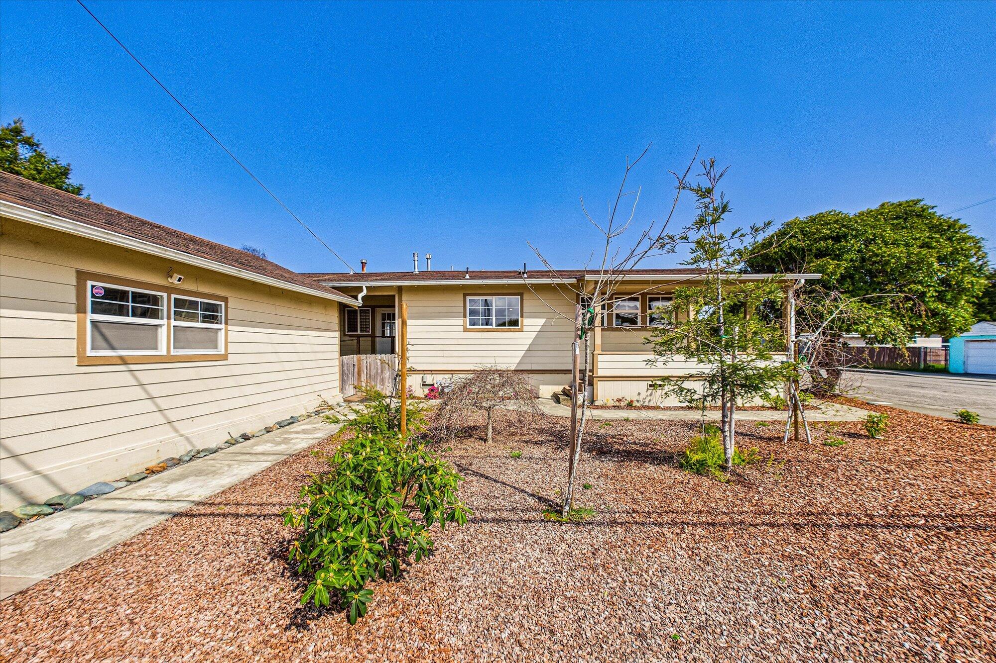 3888 G Street