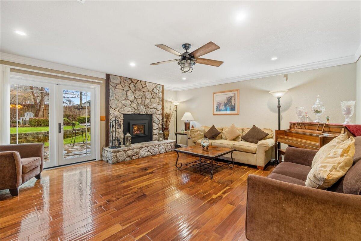 1346 Parkside Dr Drive, McKinleyville