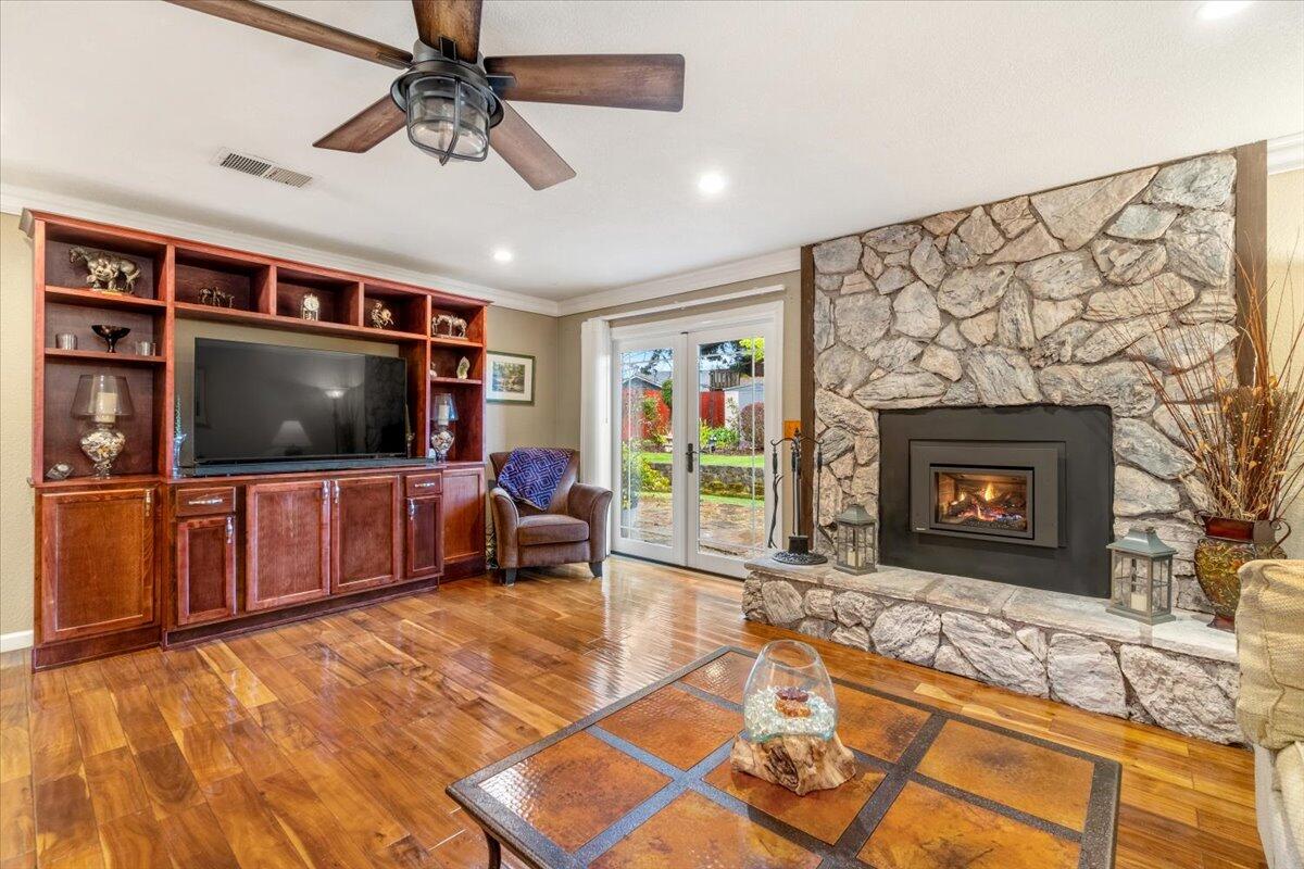 1346 Parkside Dr Drive, McKinleyville