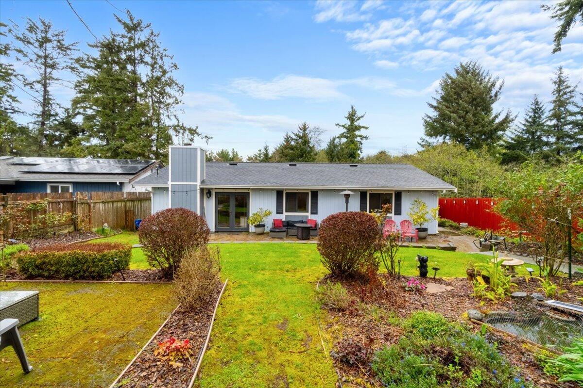 1346 Parkside Dr Drive, McKinleyville