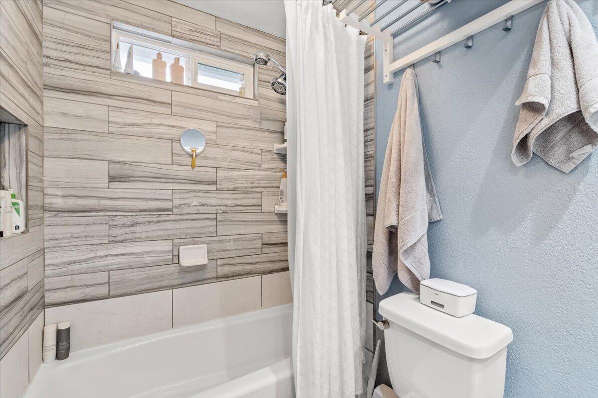 1785 Heartwood Drive, McKinleyville
