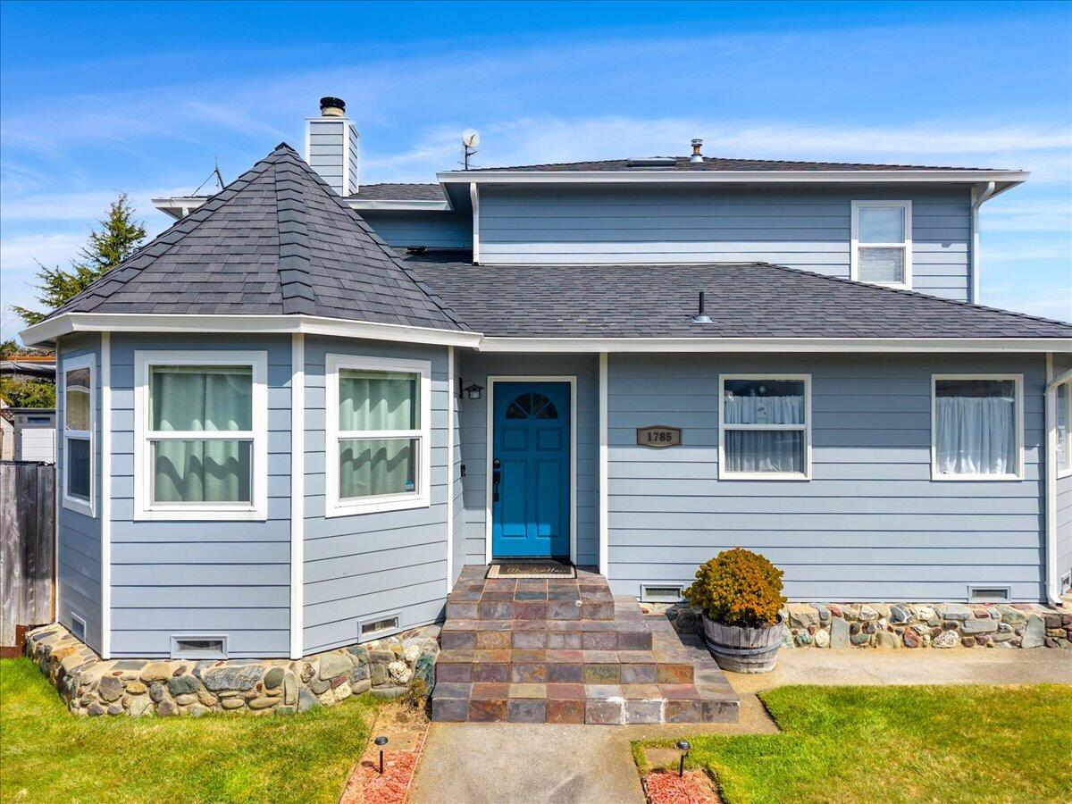 1785 Heartwood Drive, McKinleyville