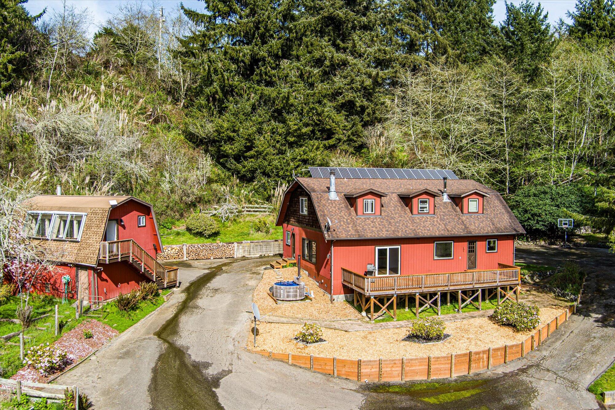 1652 Tompkins Hill Road