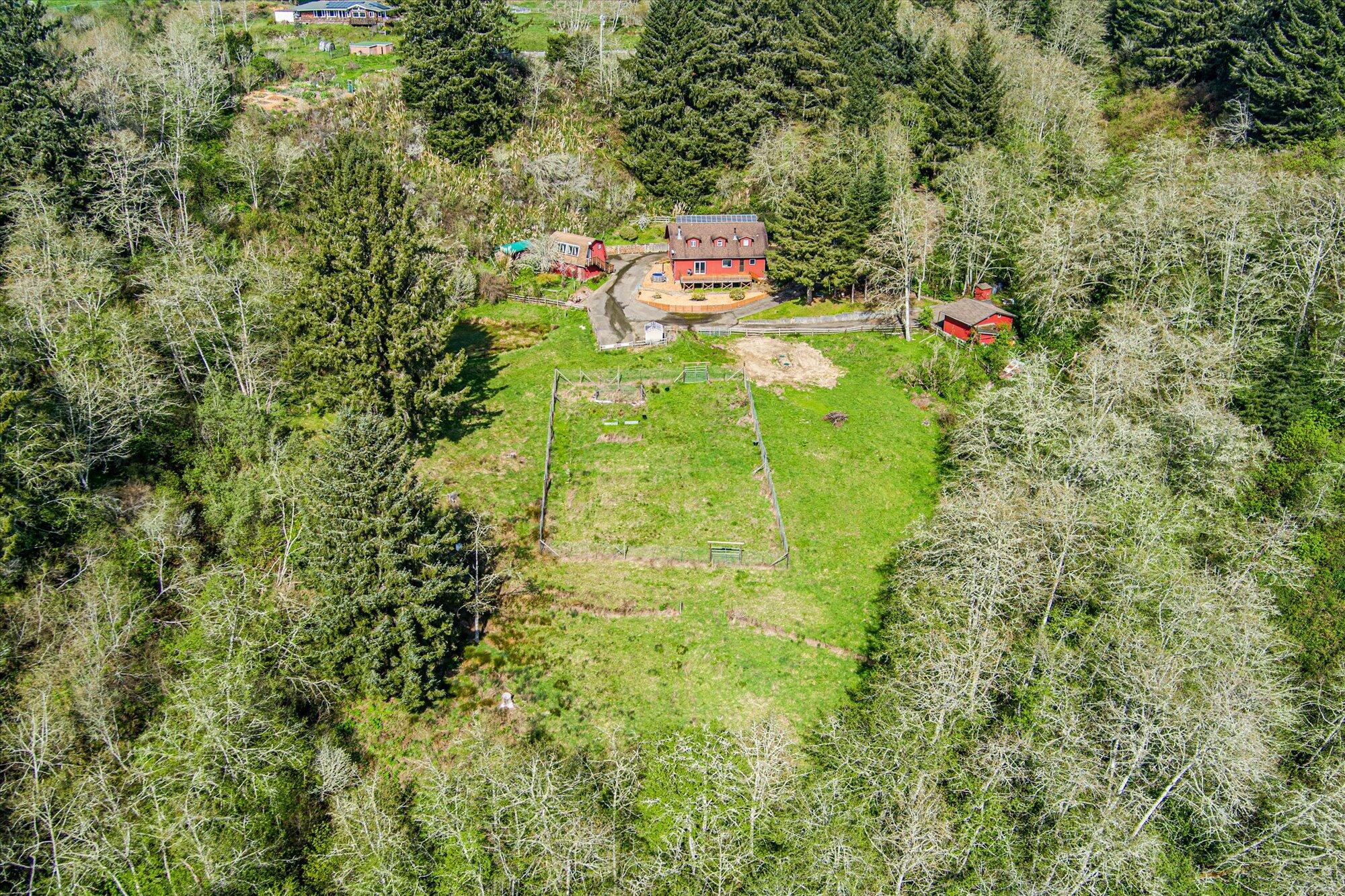 1652 Tompkins Hill Road