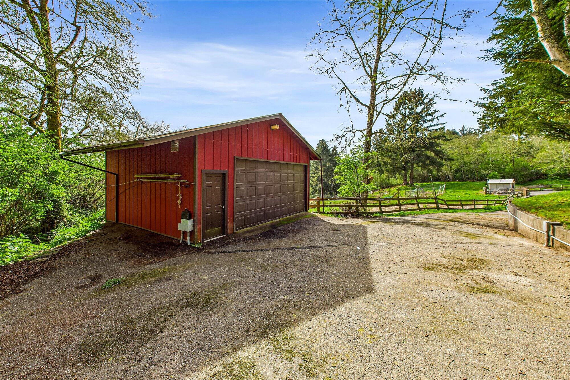 1652 Tompkins Hill Road