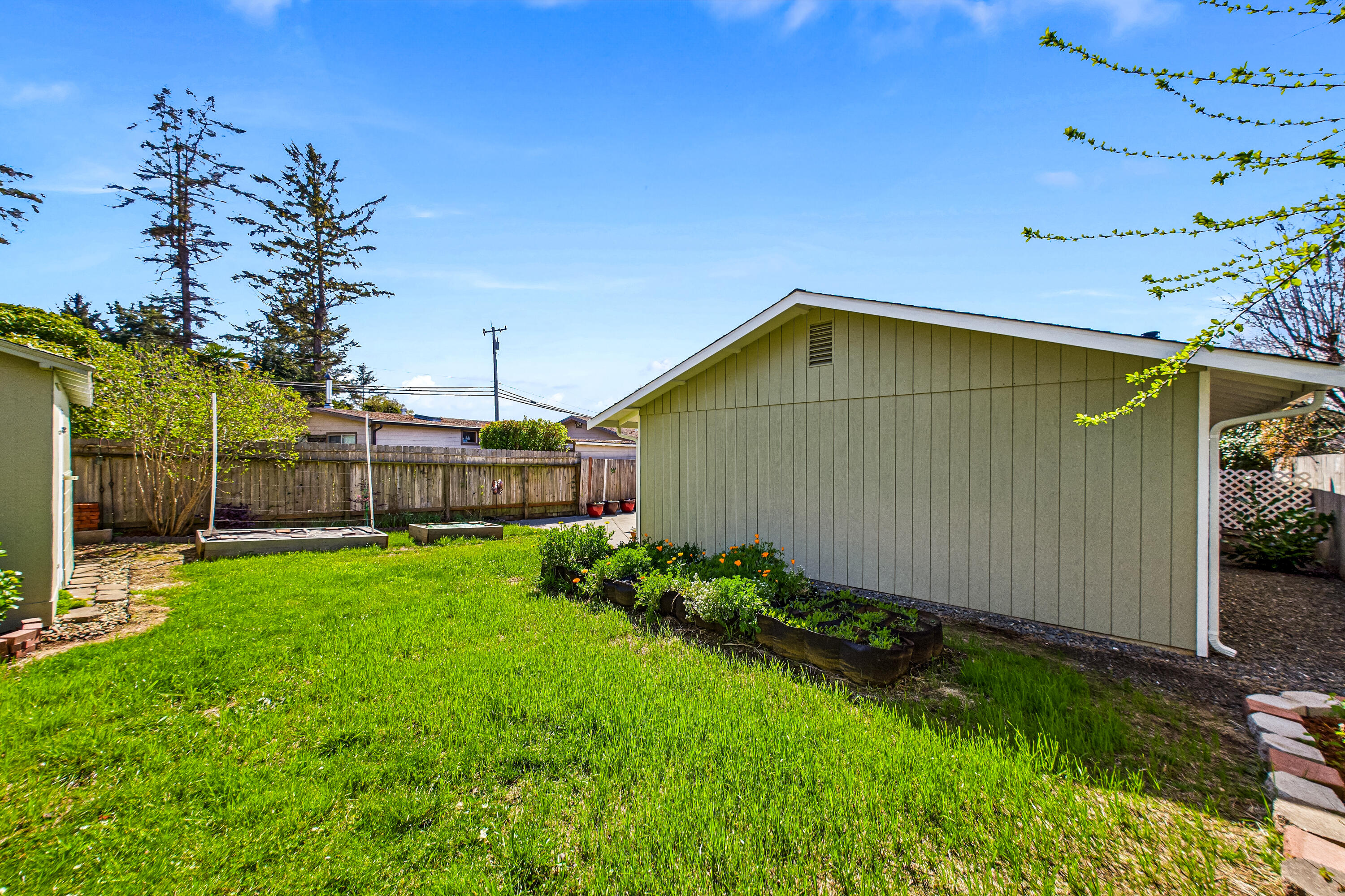 2157 Mckinleyville Avenue, McKinleyville