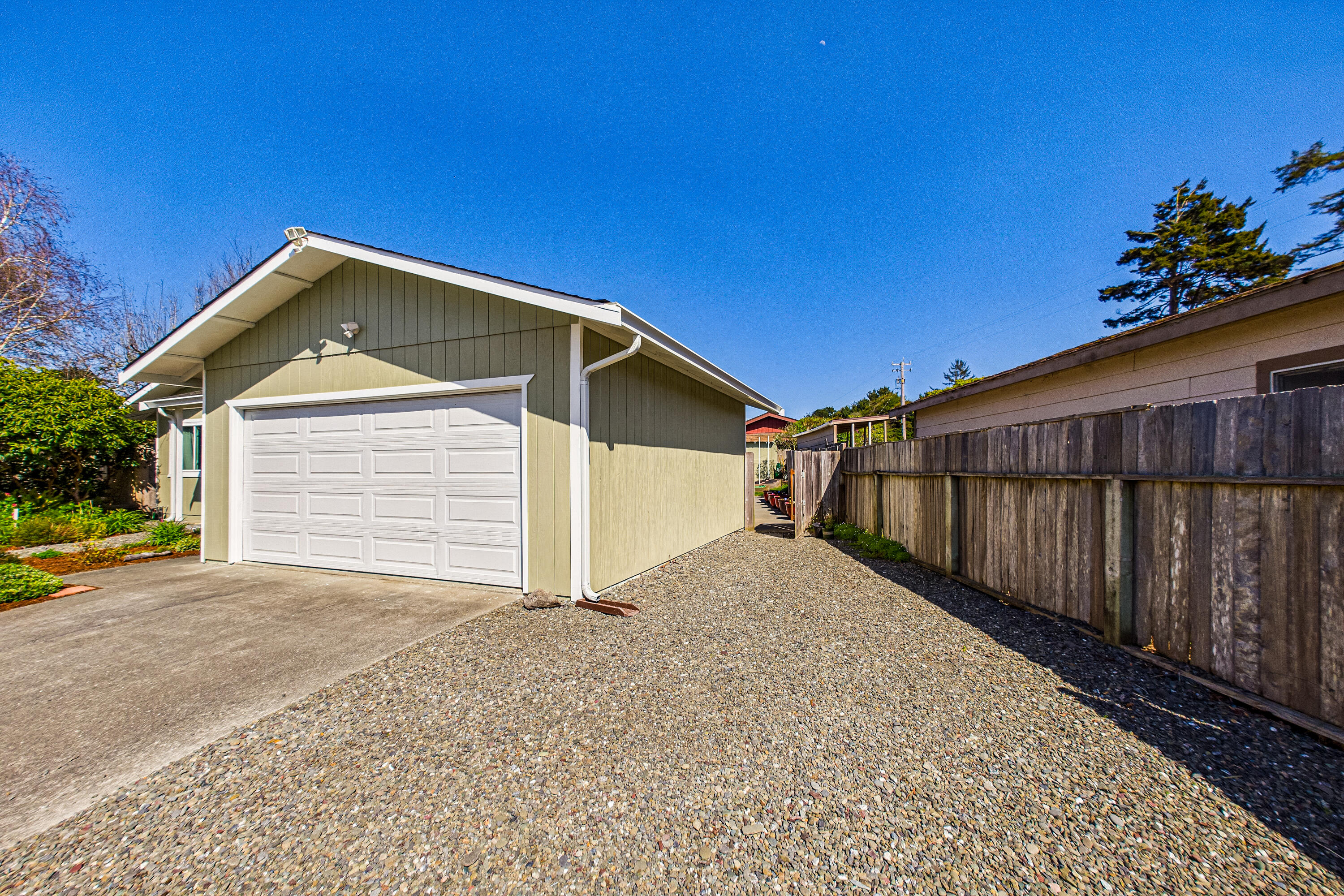 2157 Mckinleyville Avenue, McKinleyville