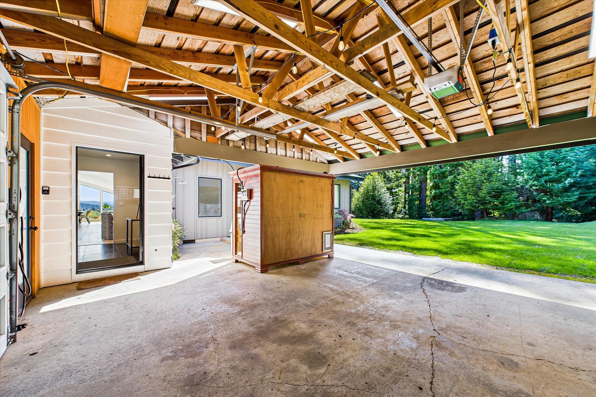 2175 N Bank Road, McKinleyville