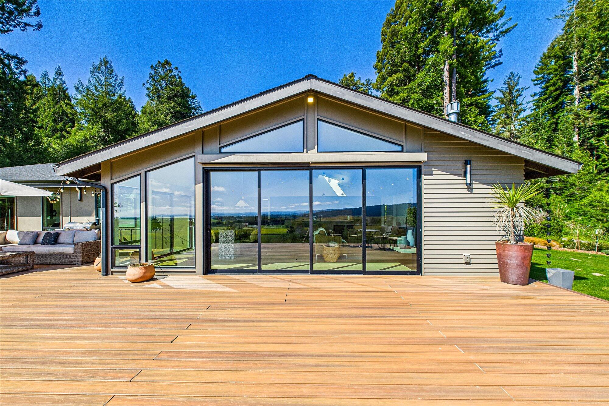 2175 N Bank Road, McKinleyville